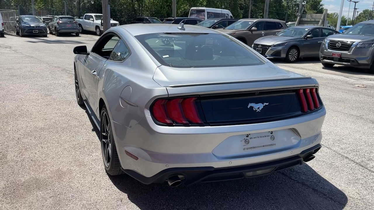 2023 Ford Mustang  5