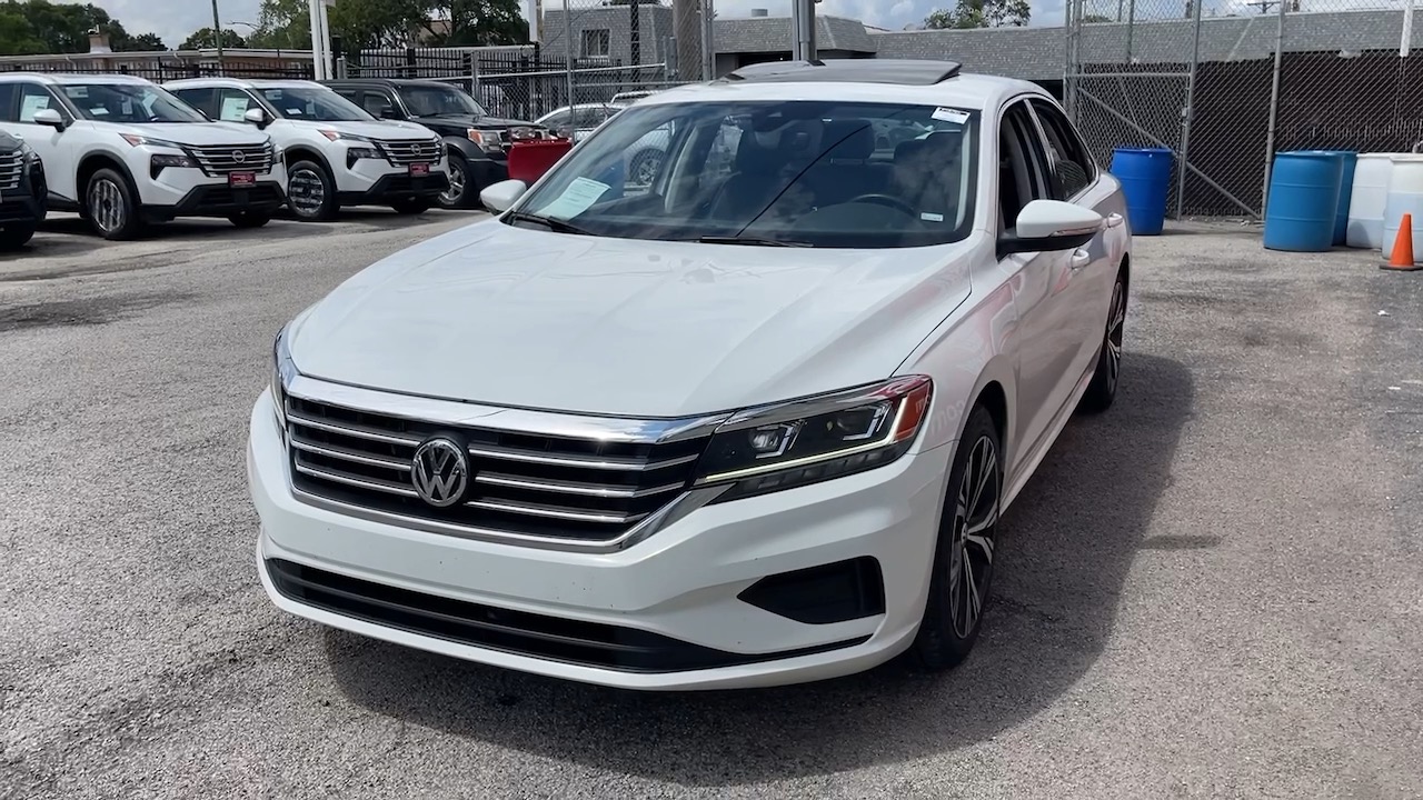 2022 Volkswagen Passat 2.0T SE 8