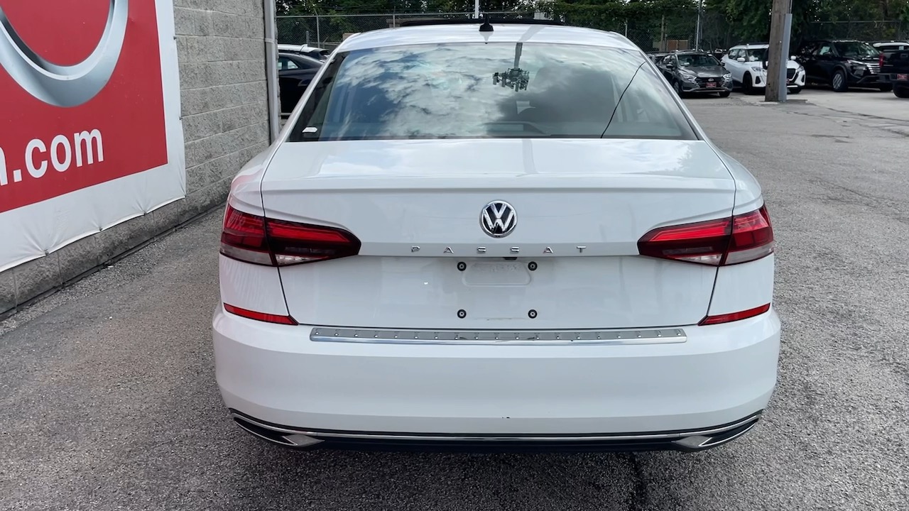 2022 Volkswagen Passat 2.0T SE 28