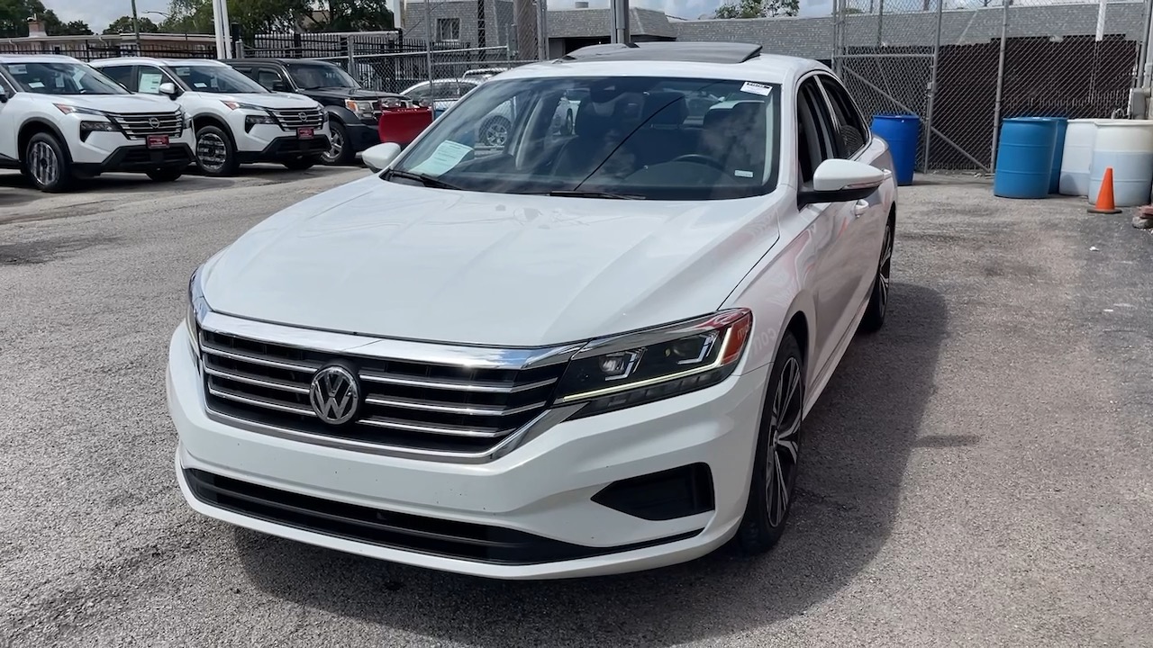 2022 Volkswagen Passat 2.0T SE 30