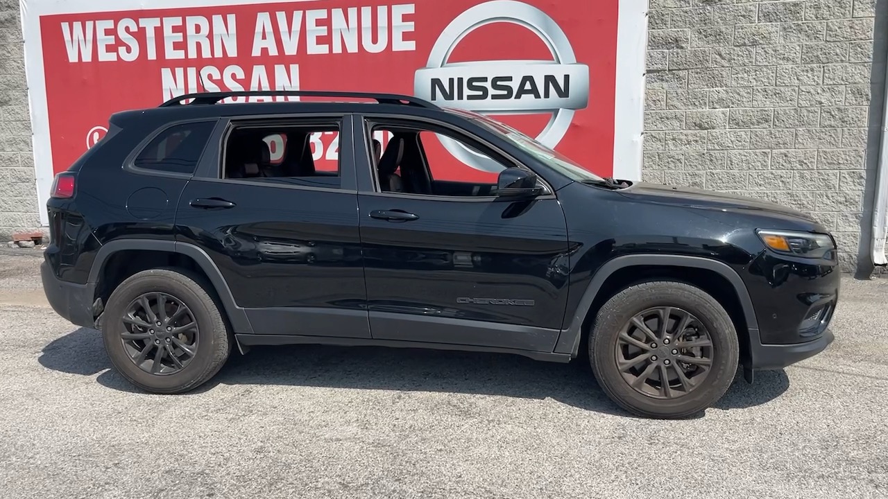 2023 Jeep Cherokee Altitude 4