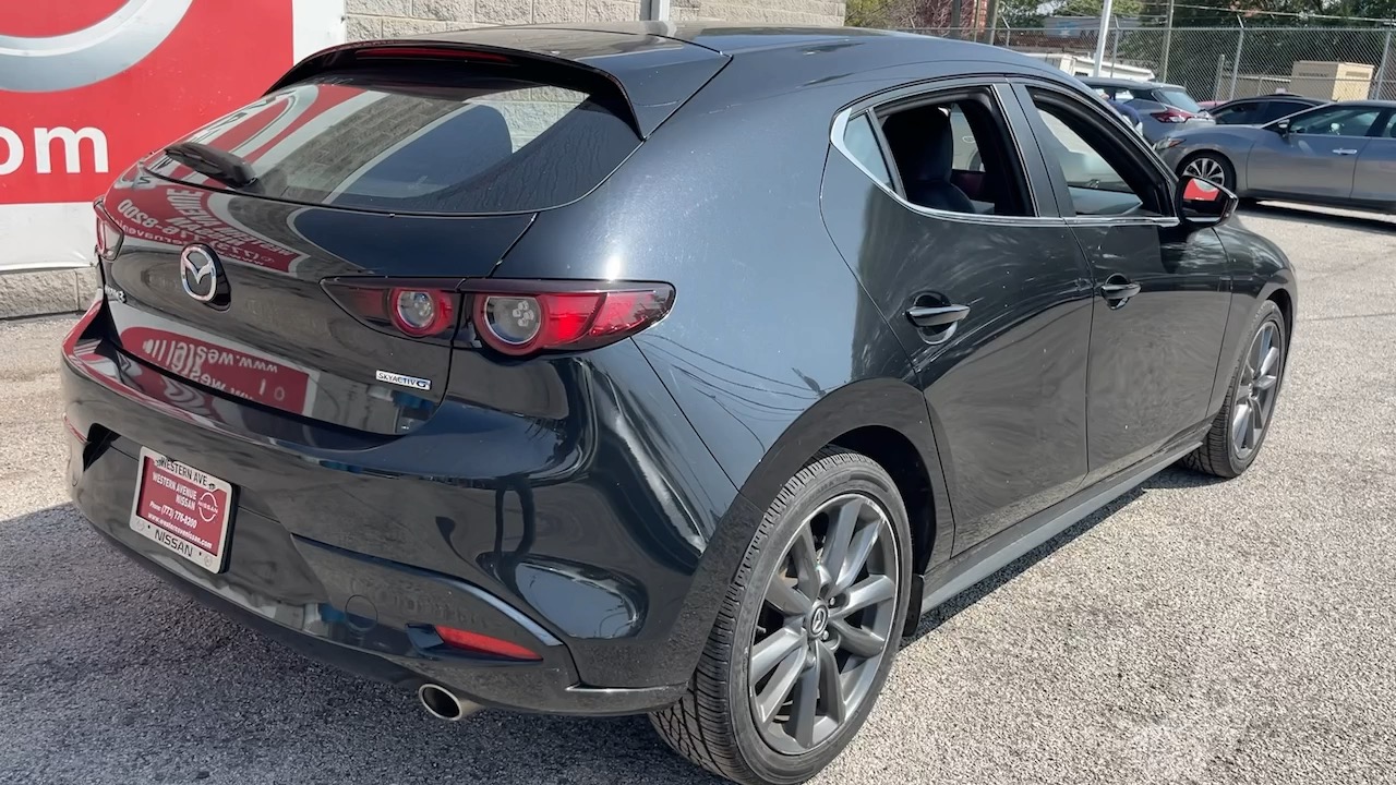 2021 Mazda Mazda3 Select 22