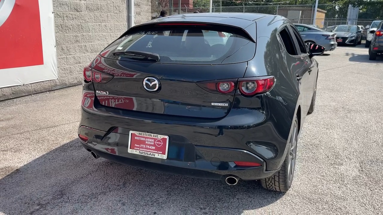 2021 Mazda Mazda3 Select 23