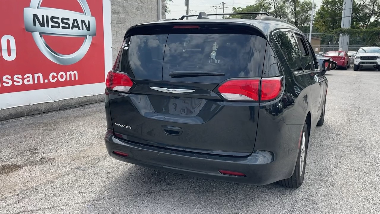 2021 Chrysler Voyager LXI 5