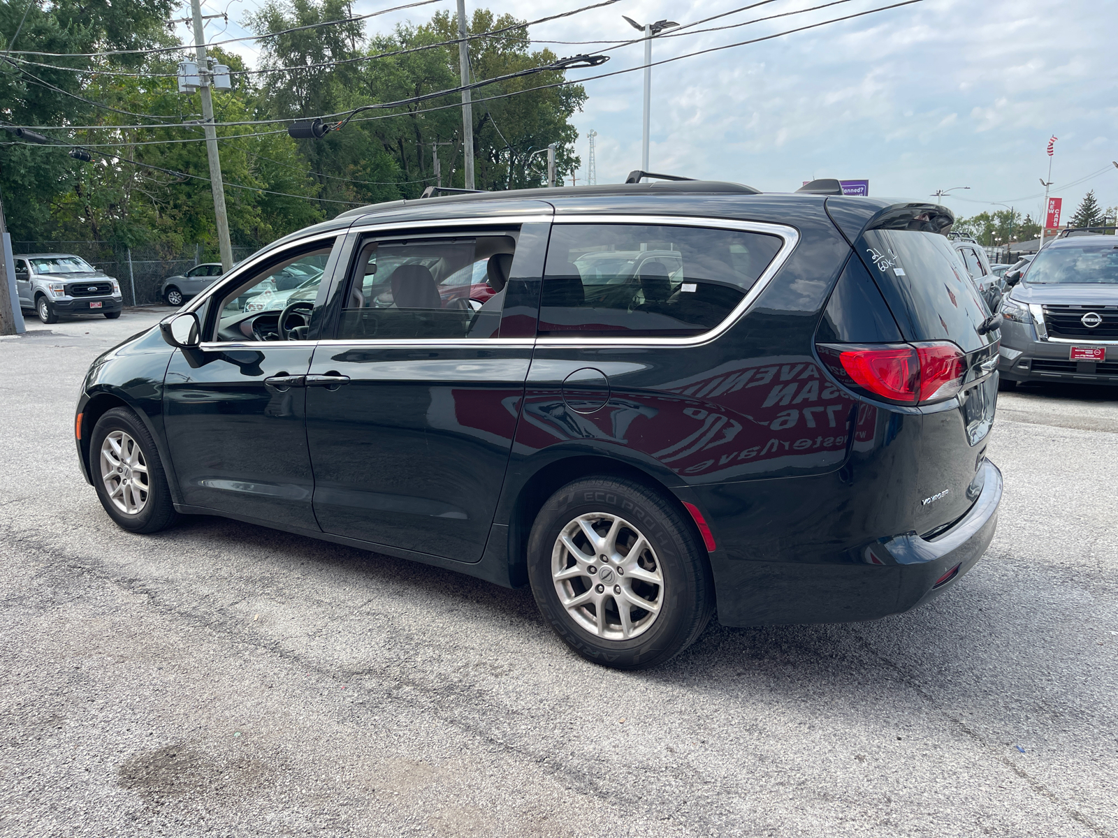 2021 Chrysler Voyager LXI 7