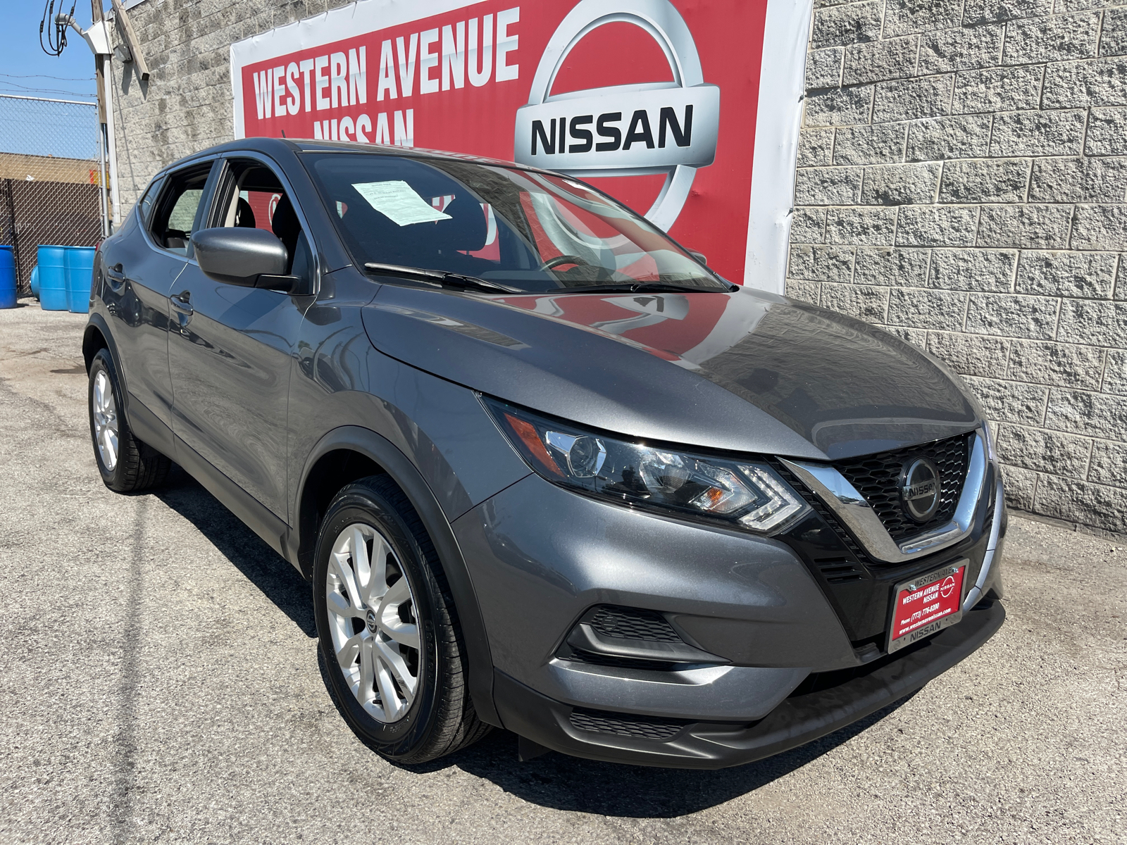 2021 Nissan Rogue Sport S 2