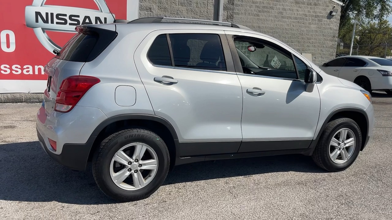 2020 Chevrolet Trax LT 24