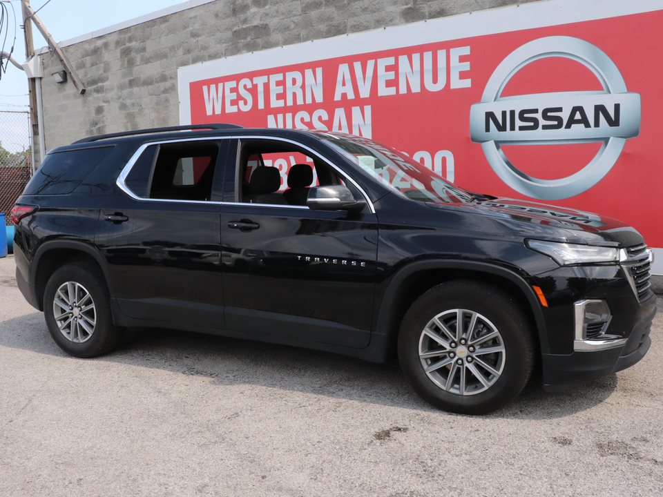 2023 Chevrolet Traverse LT 24