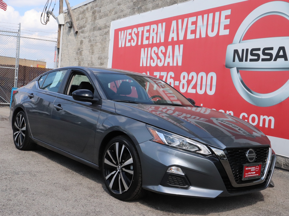 2022 Nissan Altima 2.5 SR 2