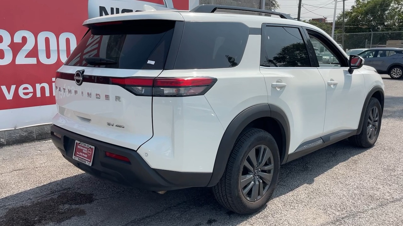 2023 Nissan Pathfinder SV 25