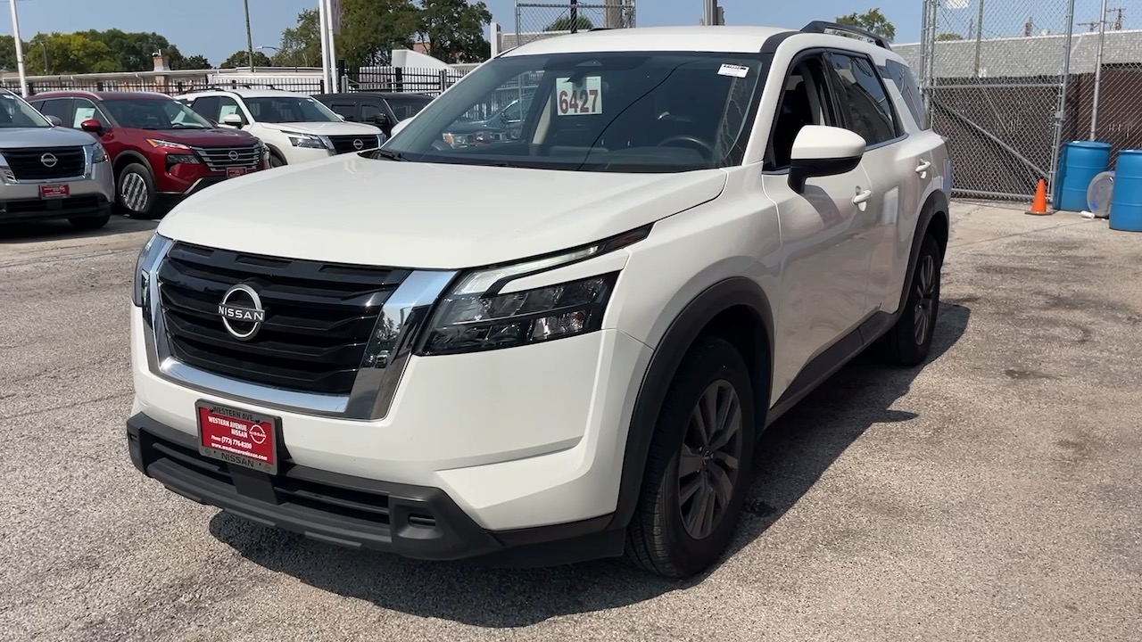 2023 Nissan Pathfinder SV 28