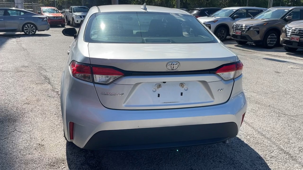 2022 Toyota Corolla LE 5