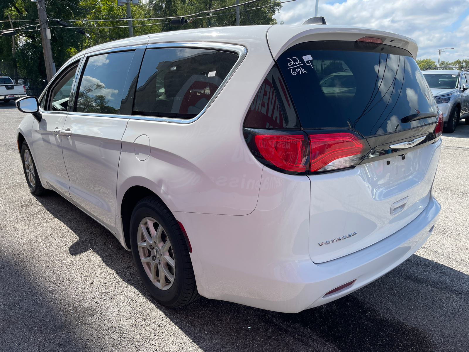 2022 Chrysler Voyager LX 5