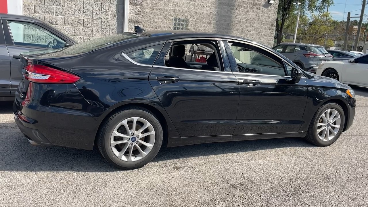 2020 Ford Fusion SE 2