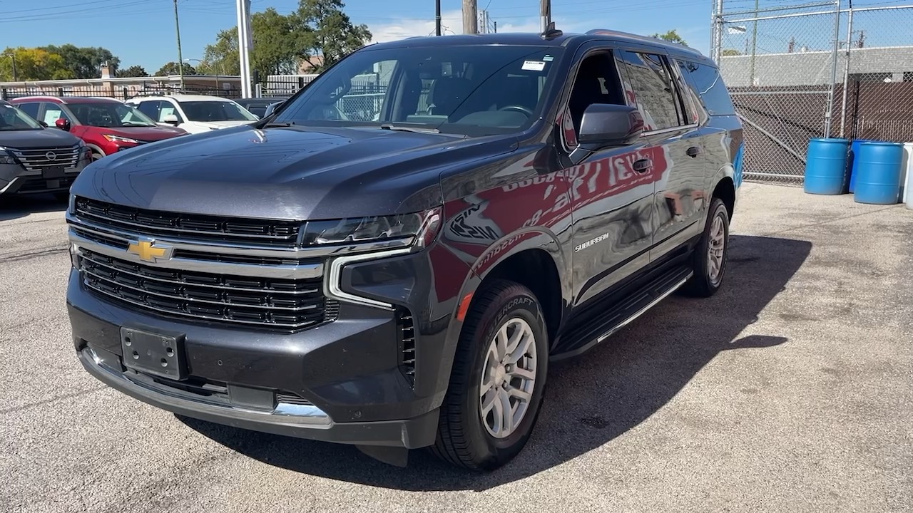 2022 Chevrolet Suburban LT 30