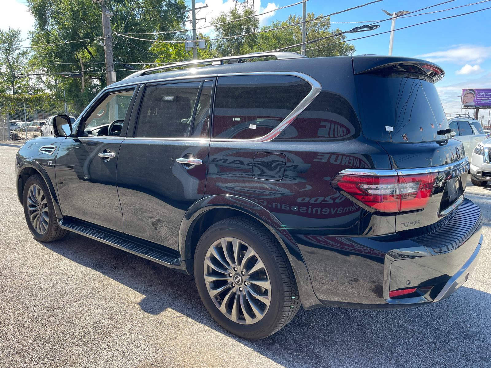 2022 Nissan Armada Platinum 27