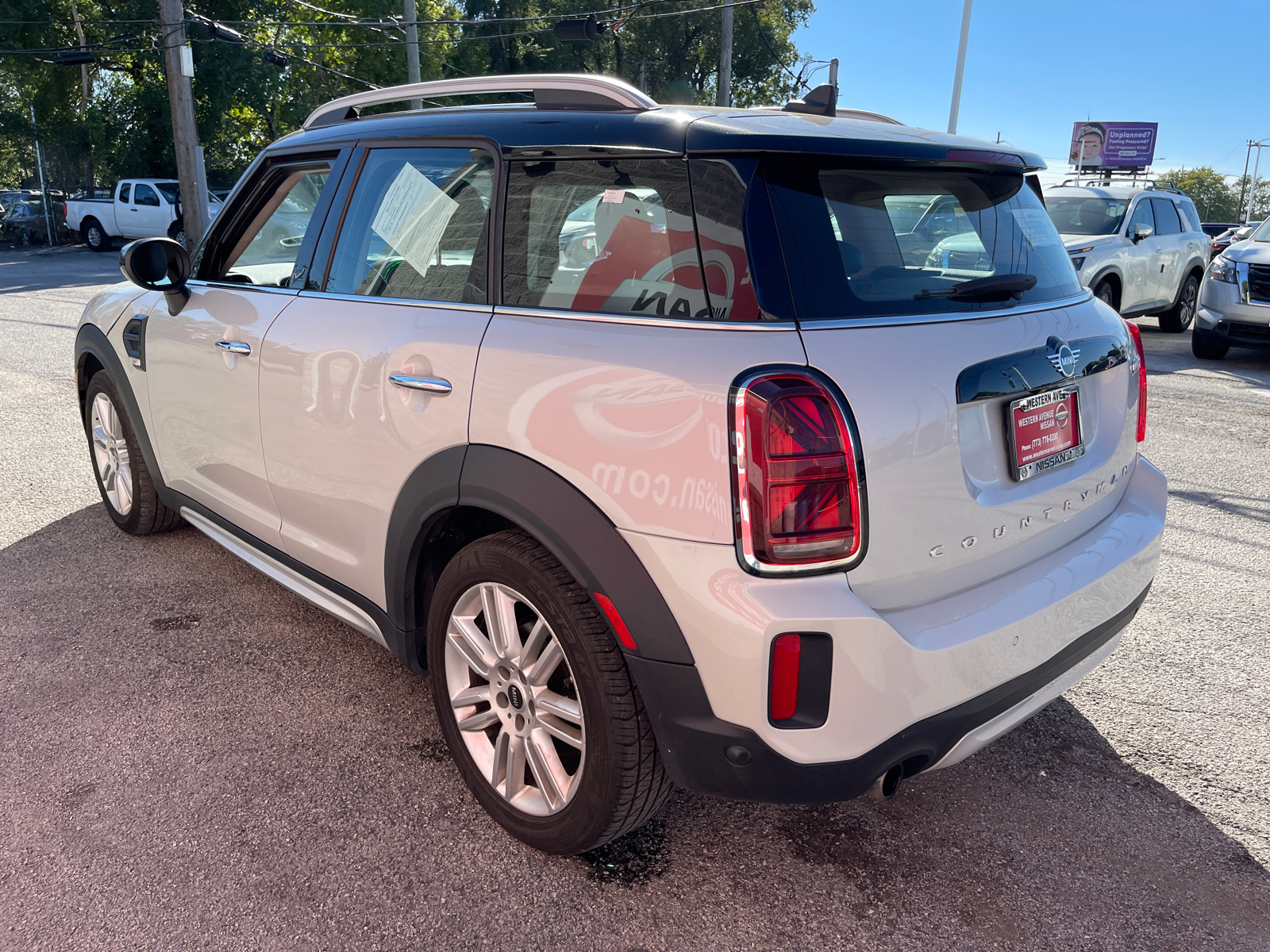 2022 MINI Cooper Countryman Base 6