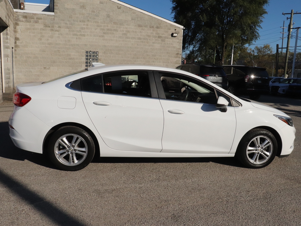 2017 Chevrolet Cruze LT 3