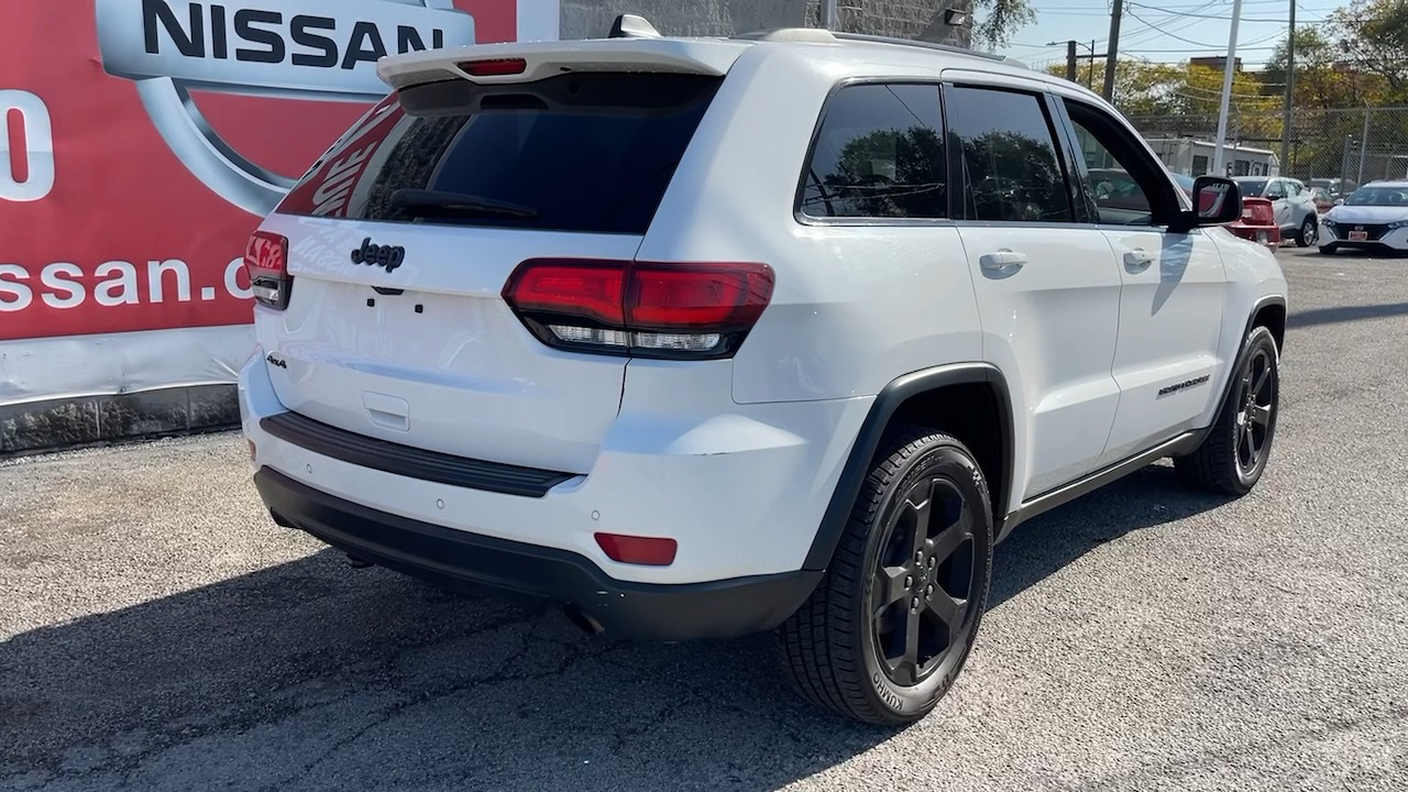 2019 Jeep Grand Cherokee Laredo 23