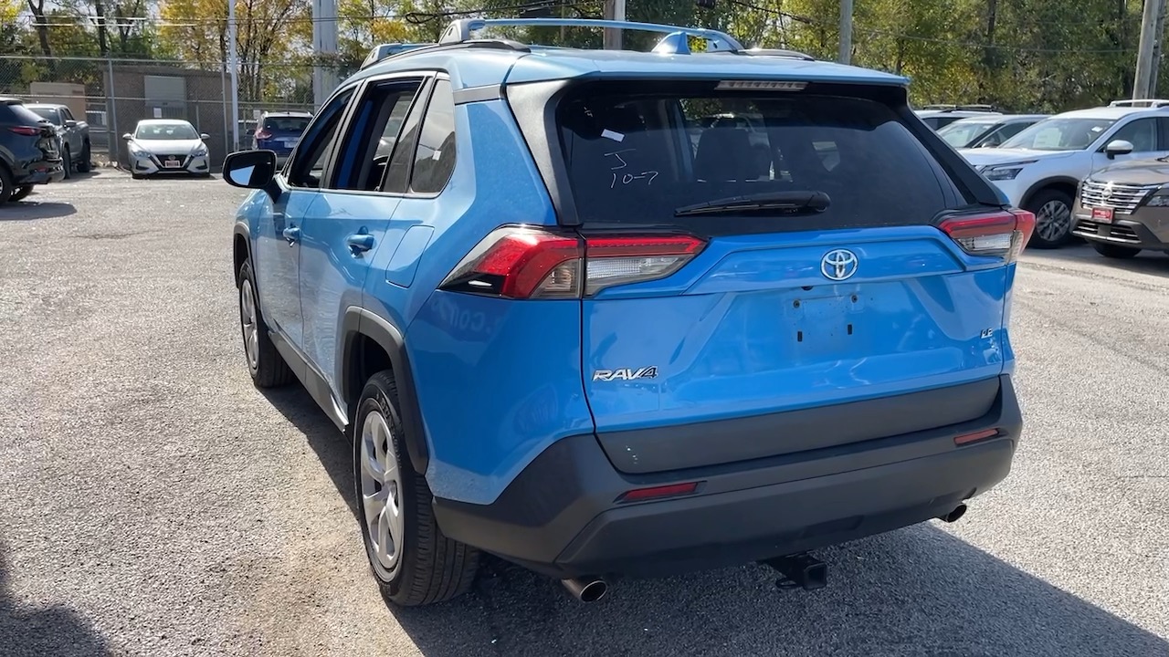 2021 Toyota RAV4 LE 6