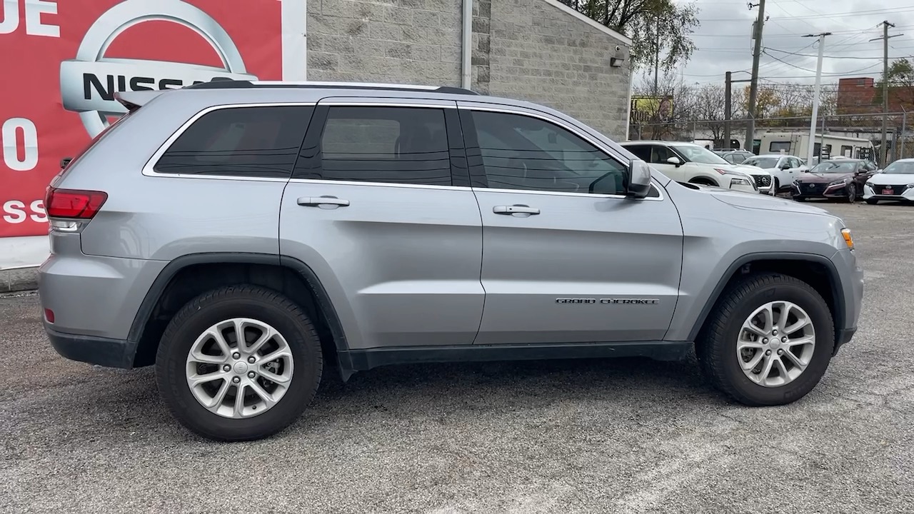 2021 Jeep Grand Cherokee Laredo E 3