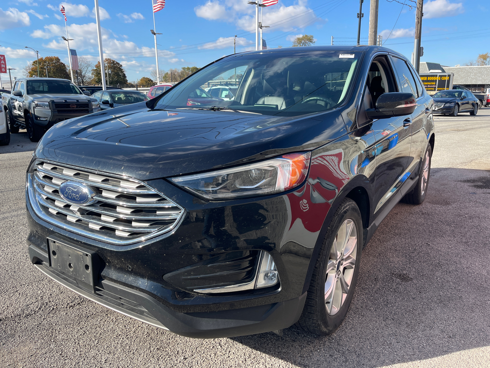 2022 Ford Edge Titanium 8