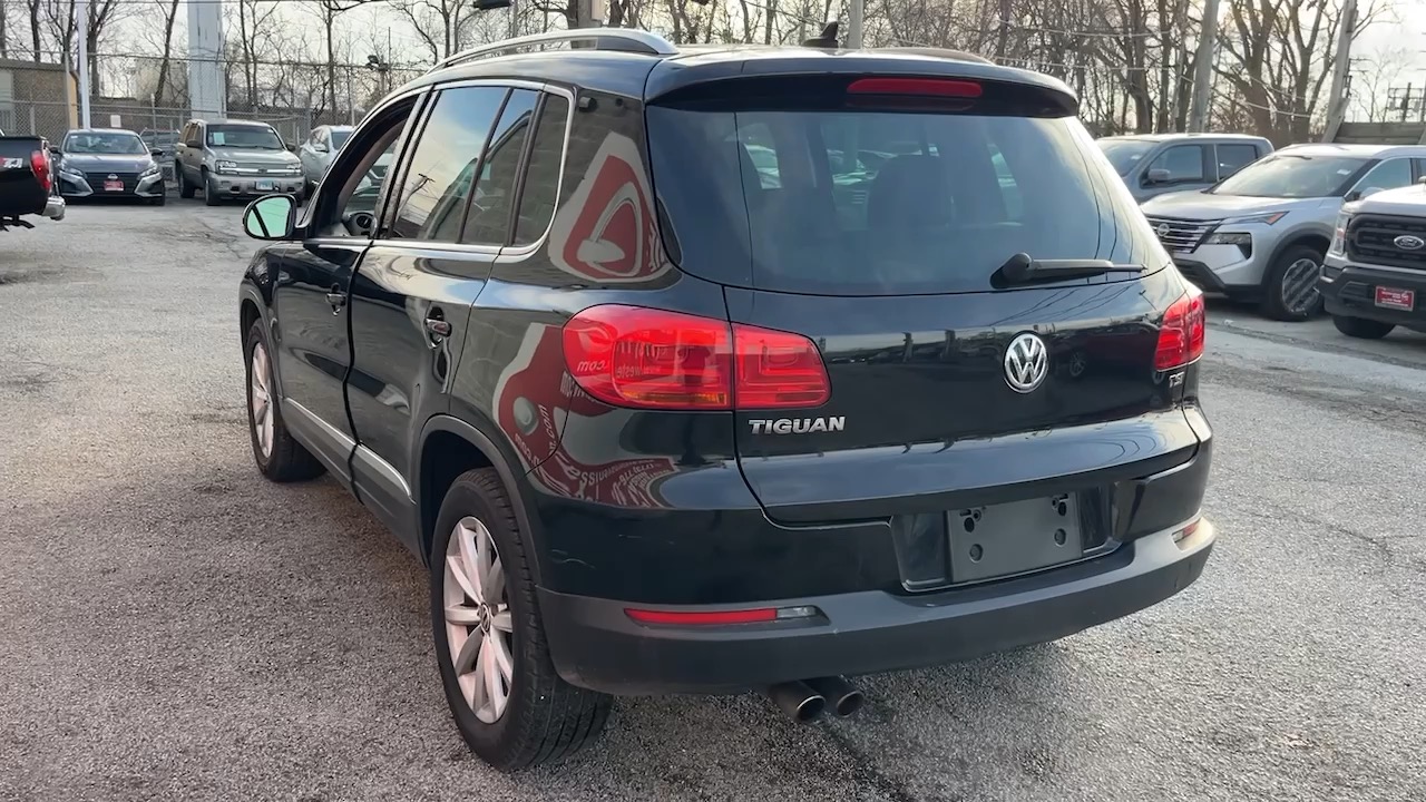 2017 Volkswagen Tiguan Wolfsburg 24