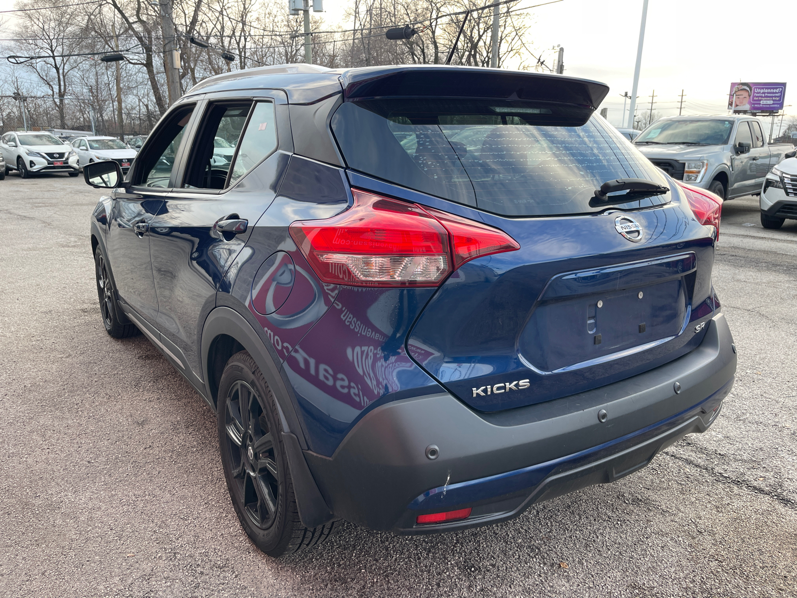 2020 Nissan Kicks SR 6