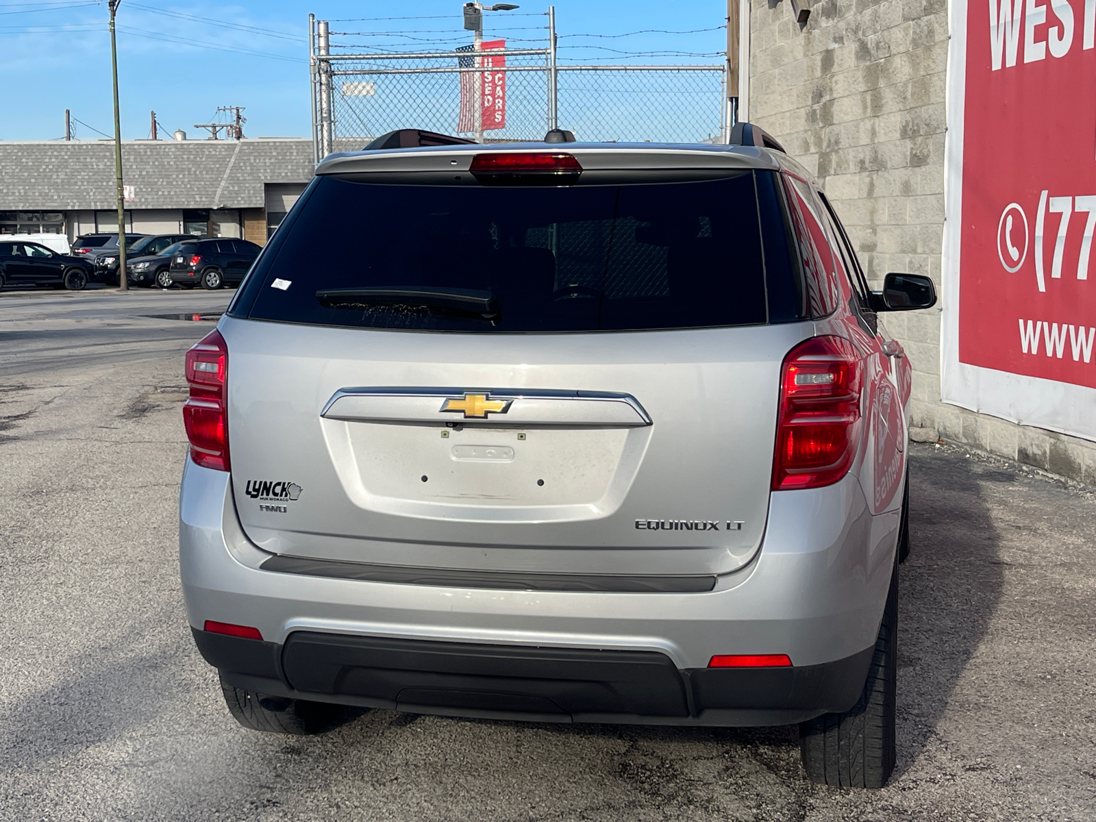 2016 Chevrolet Equinox LT 23