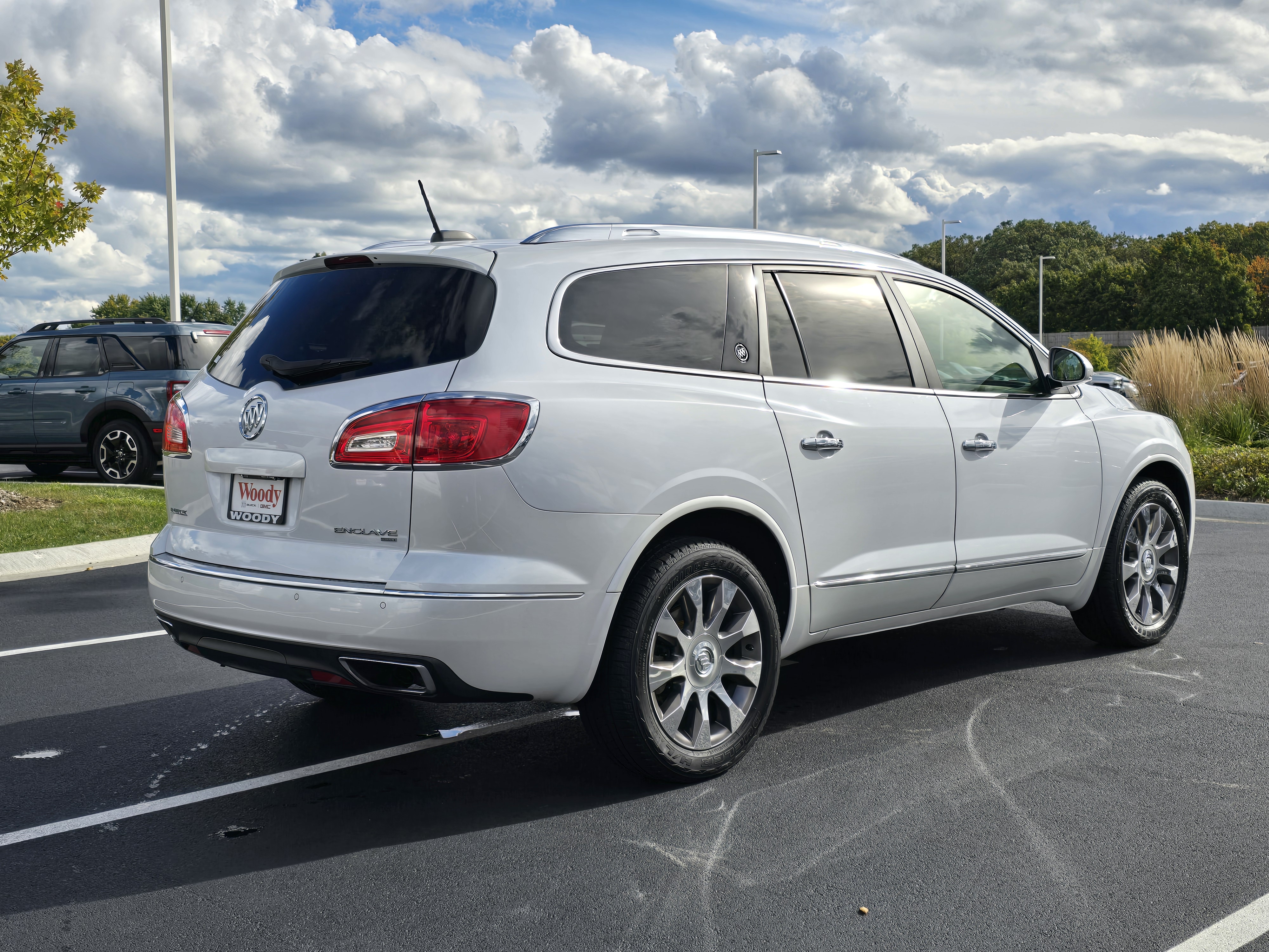 2016 Buick Enclave Premium Group 8