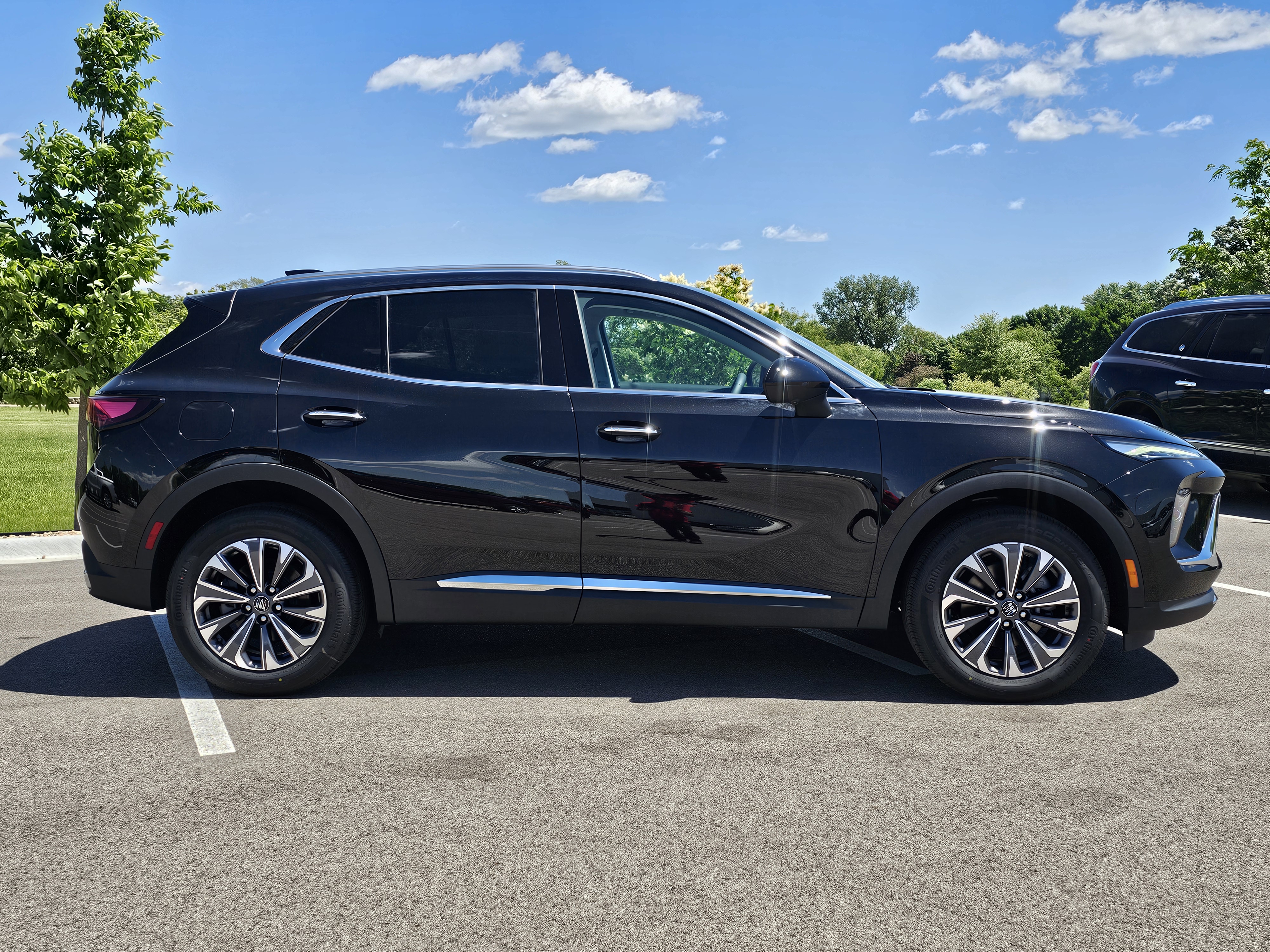 2024 Buick Envision Preferred 8