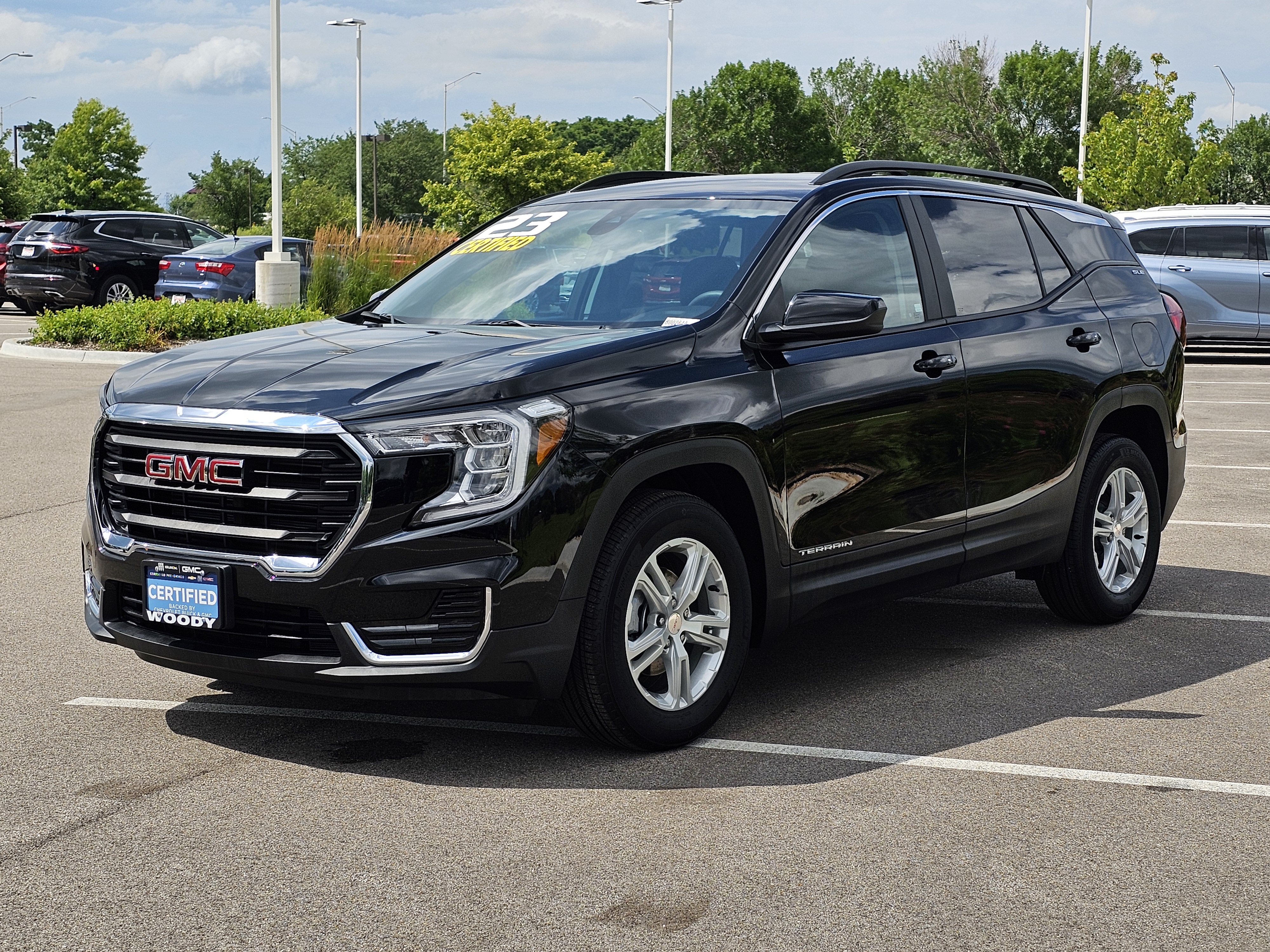 2023 GMC Terrain SLE 3