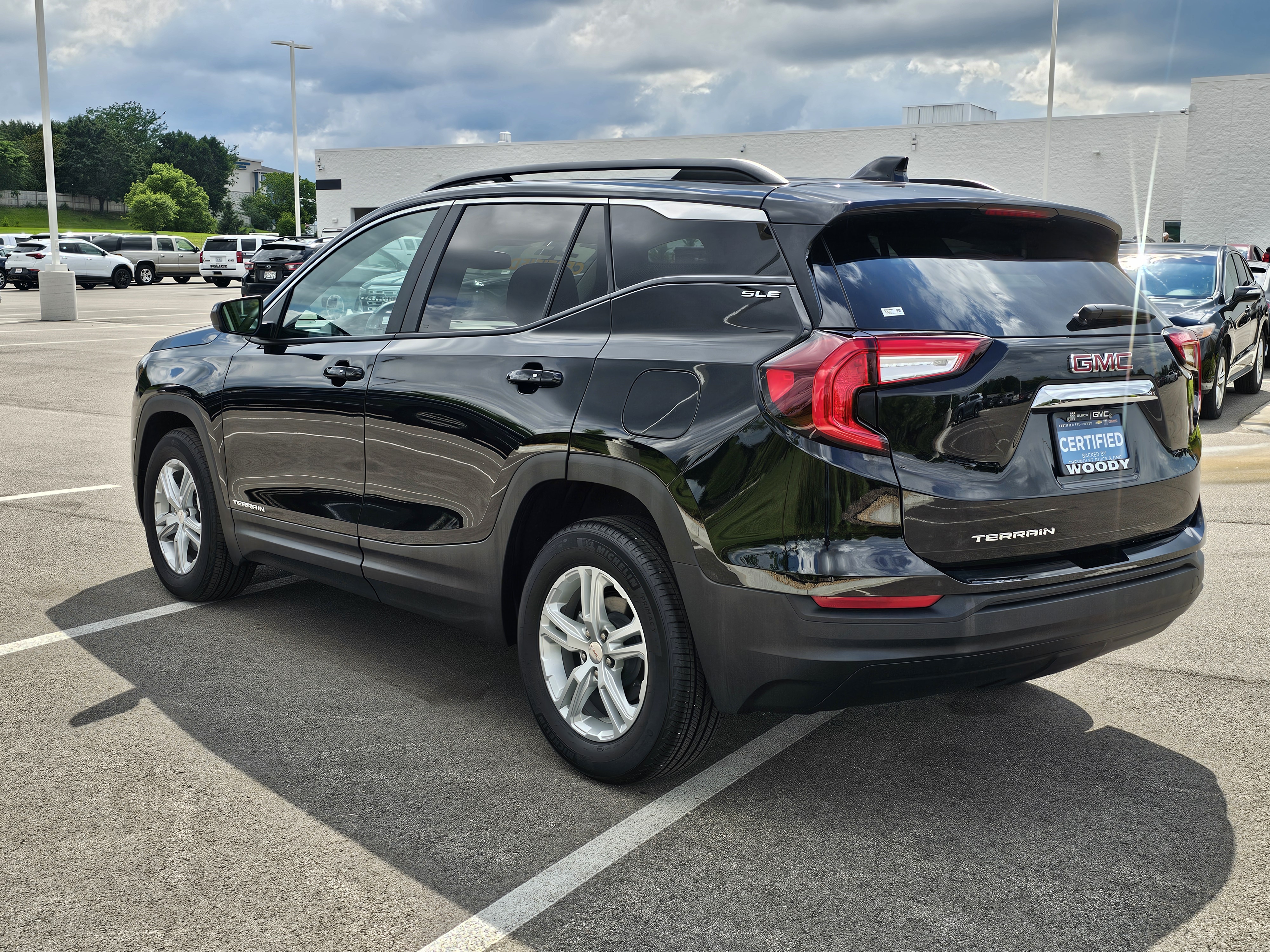 2023 GMC Terrain SLE 5