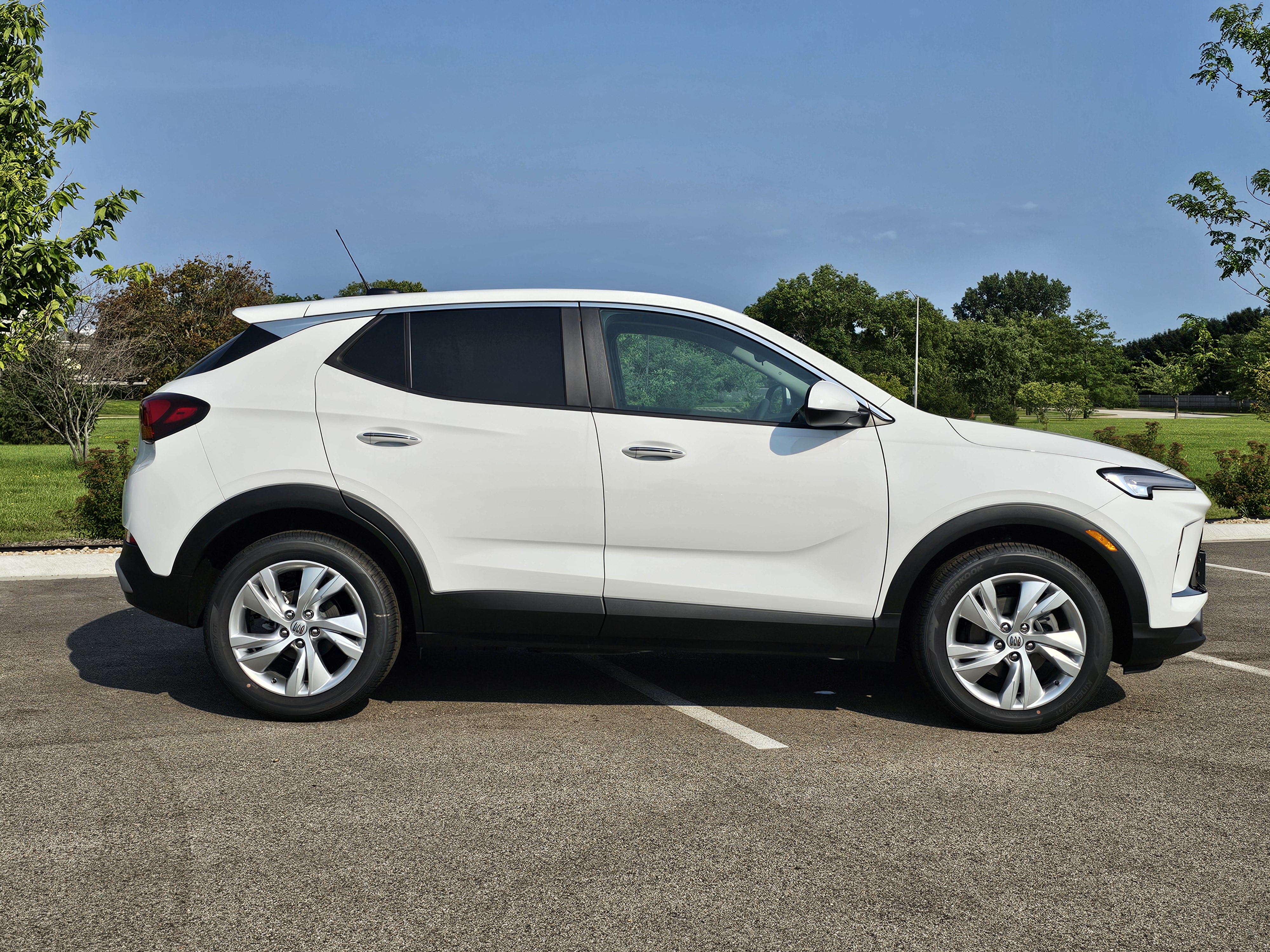 2025 Buick Encore GX Preferred 8