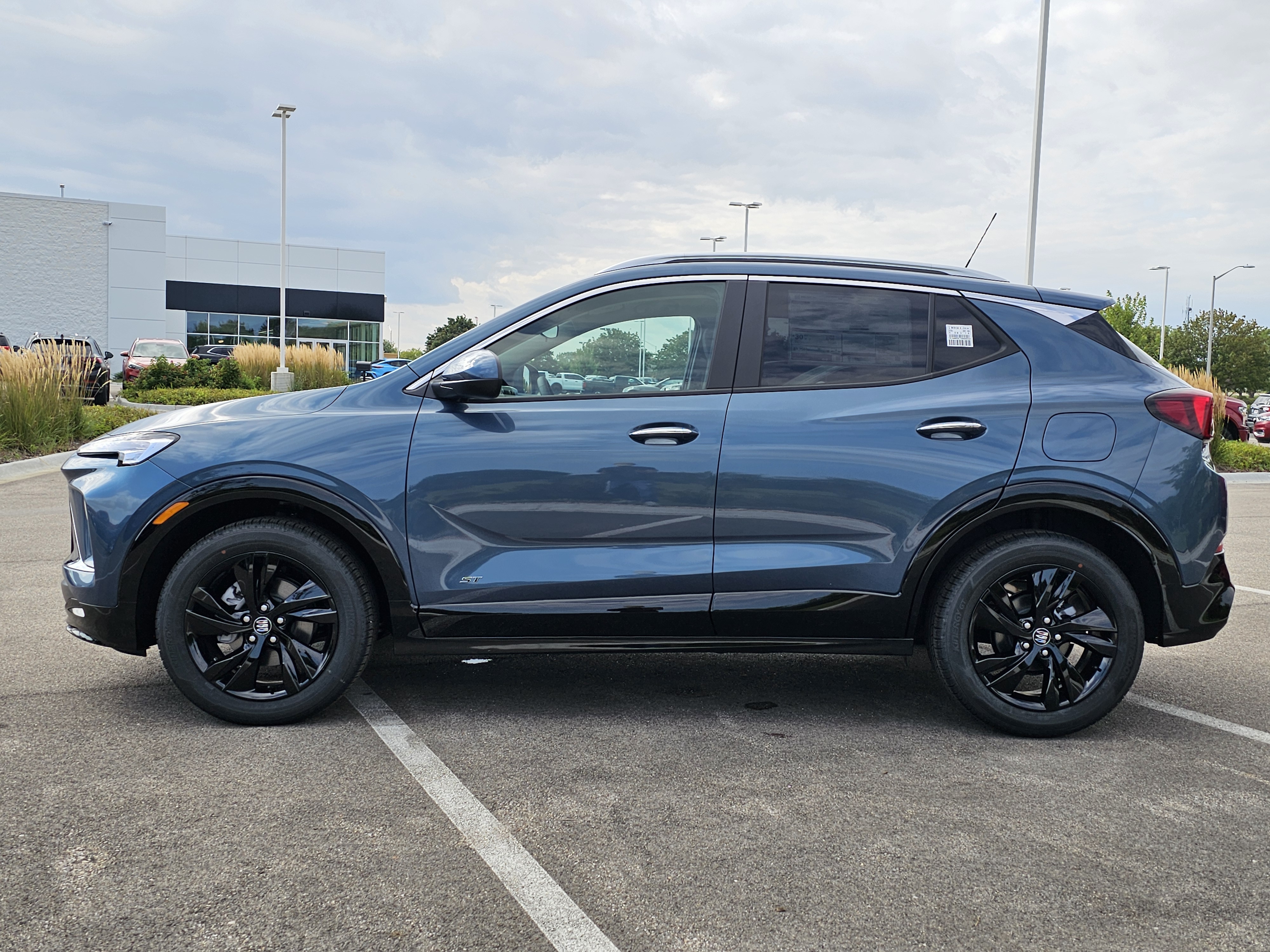 2025 Buick Encore GX Sport Touring 4