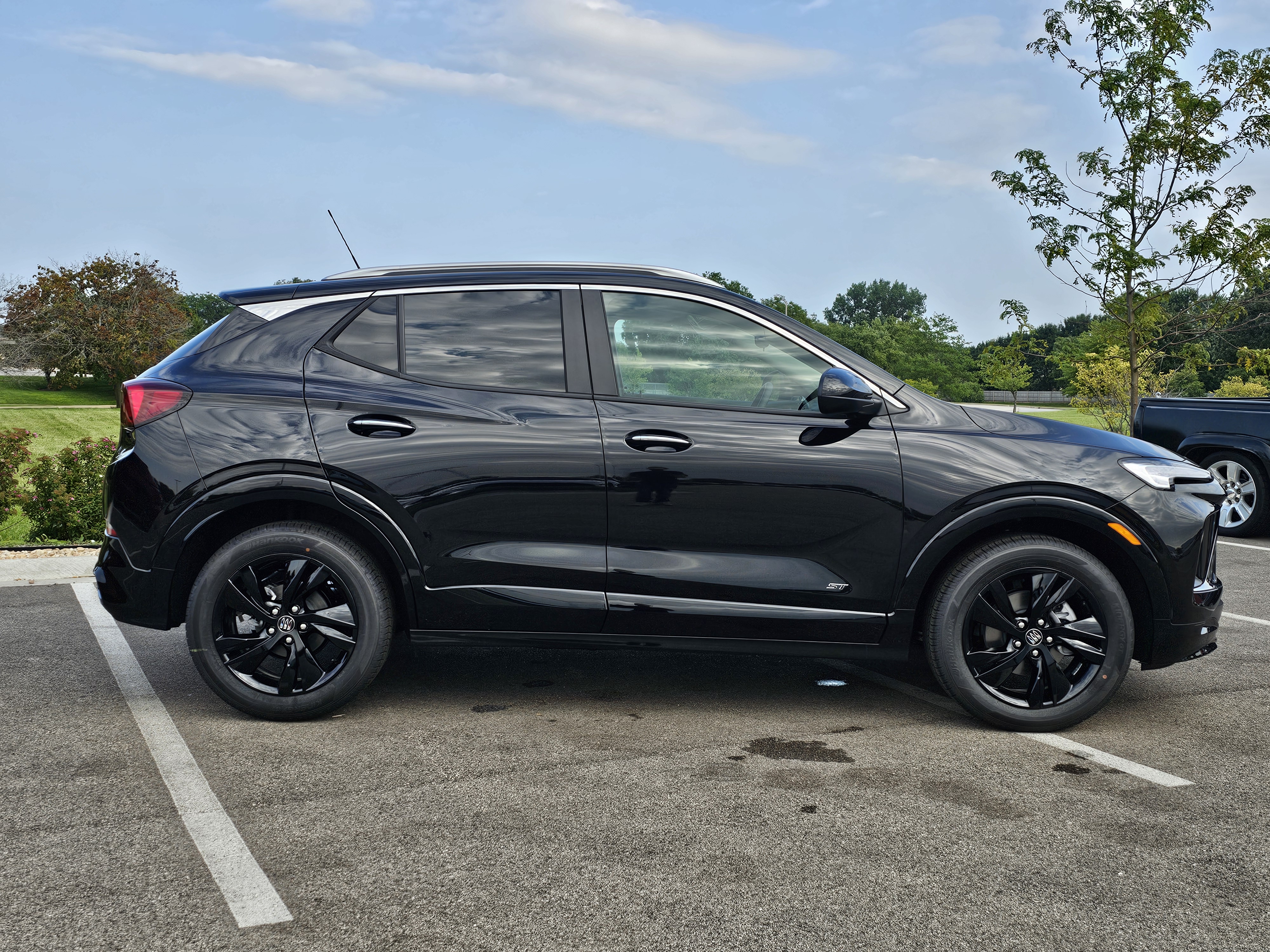 2025 Buick Encore GX Sport Touring 8