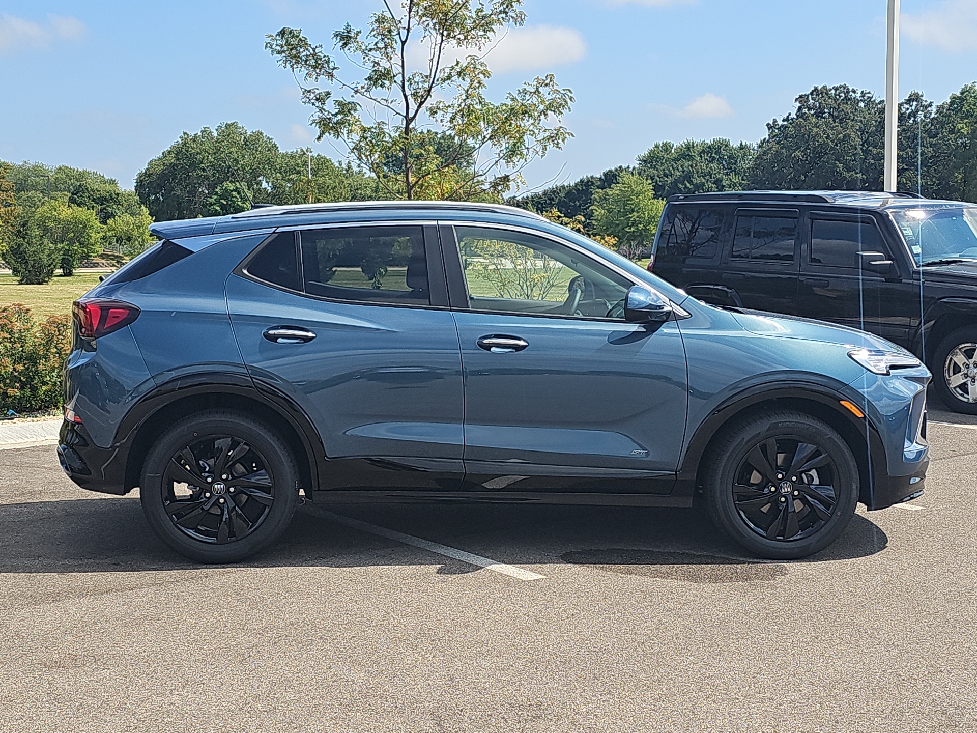 2025 Buick Encore GX Sport Touring 9