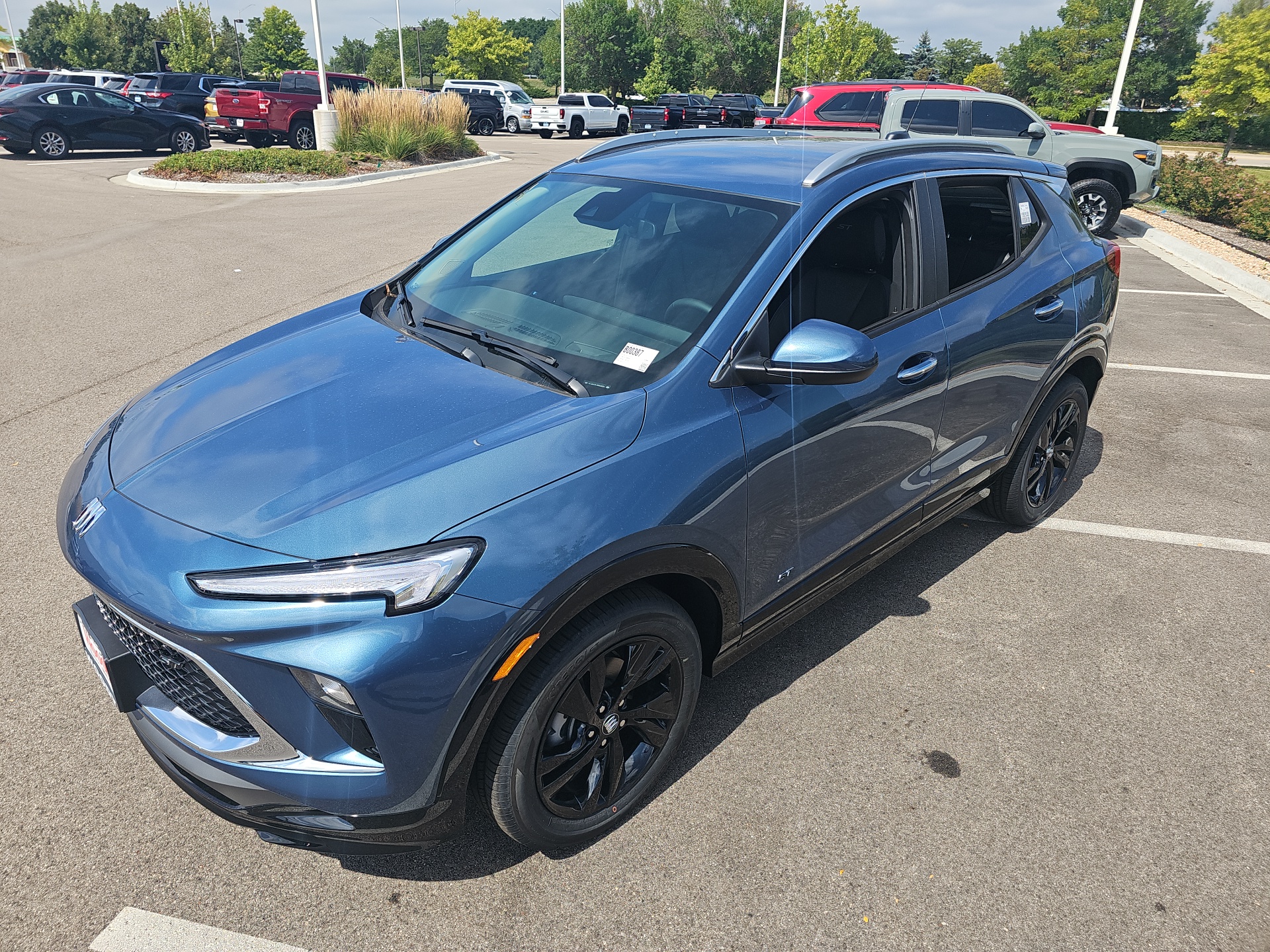 2025 Buick Encore GX Sport Touring 10