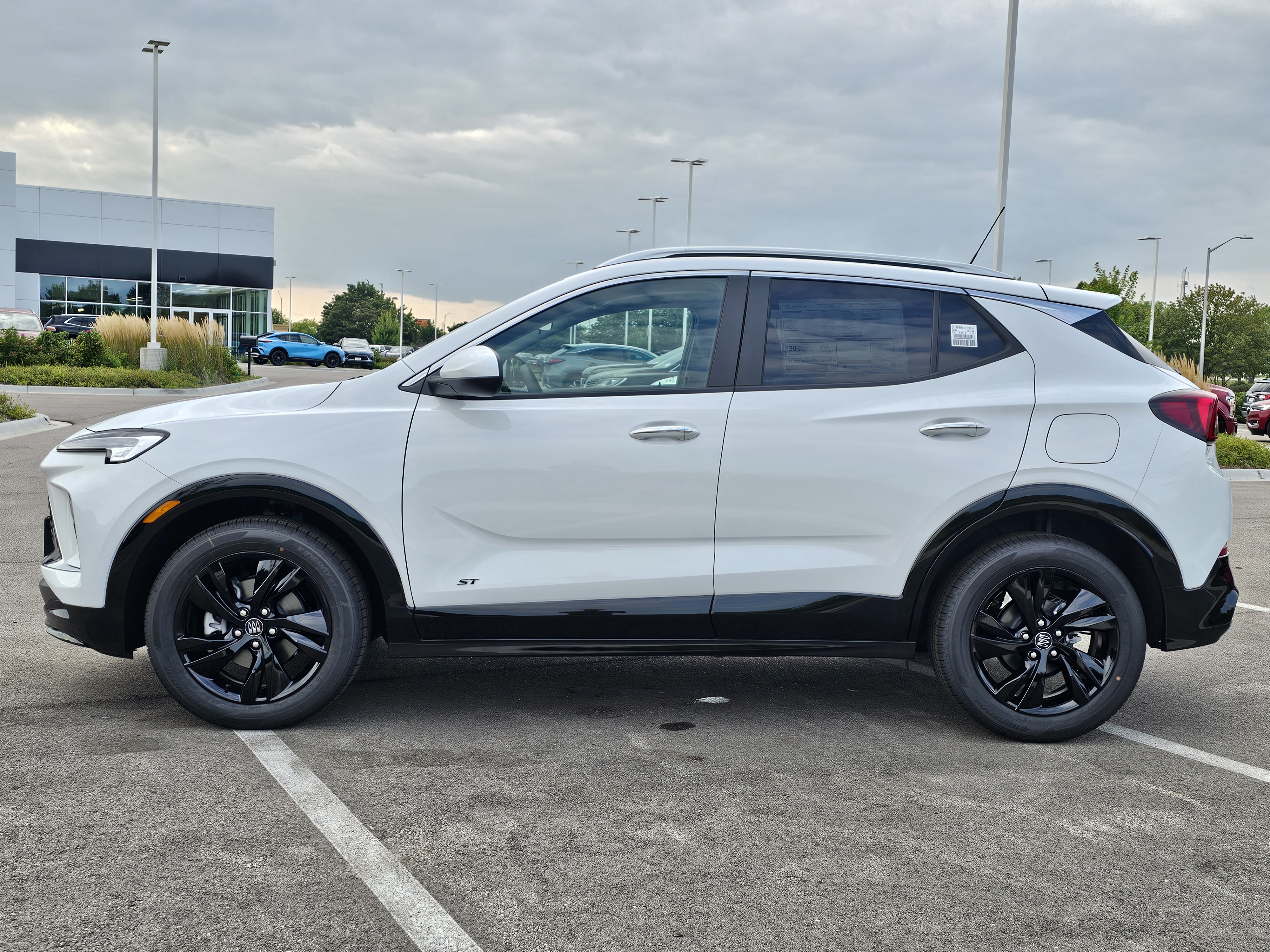 2025 Buick Encore GX Sport Touring 4