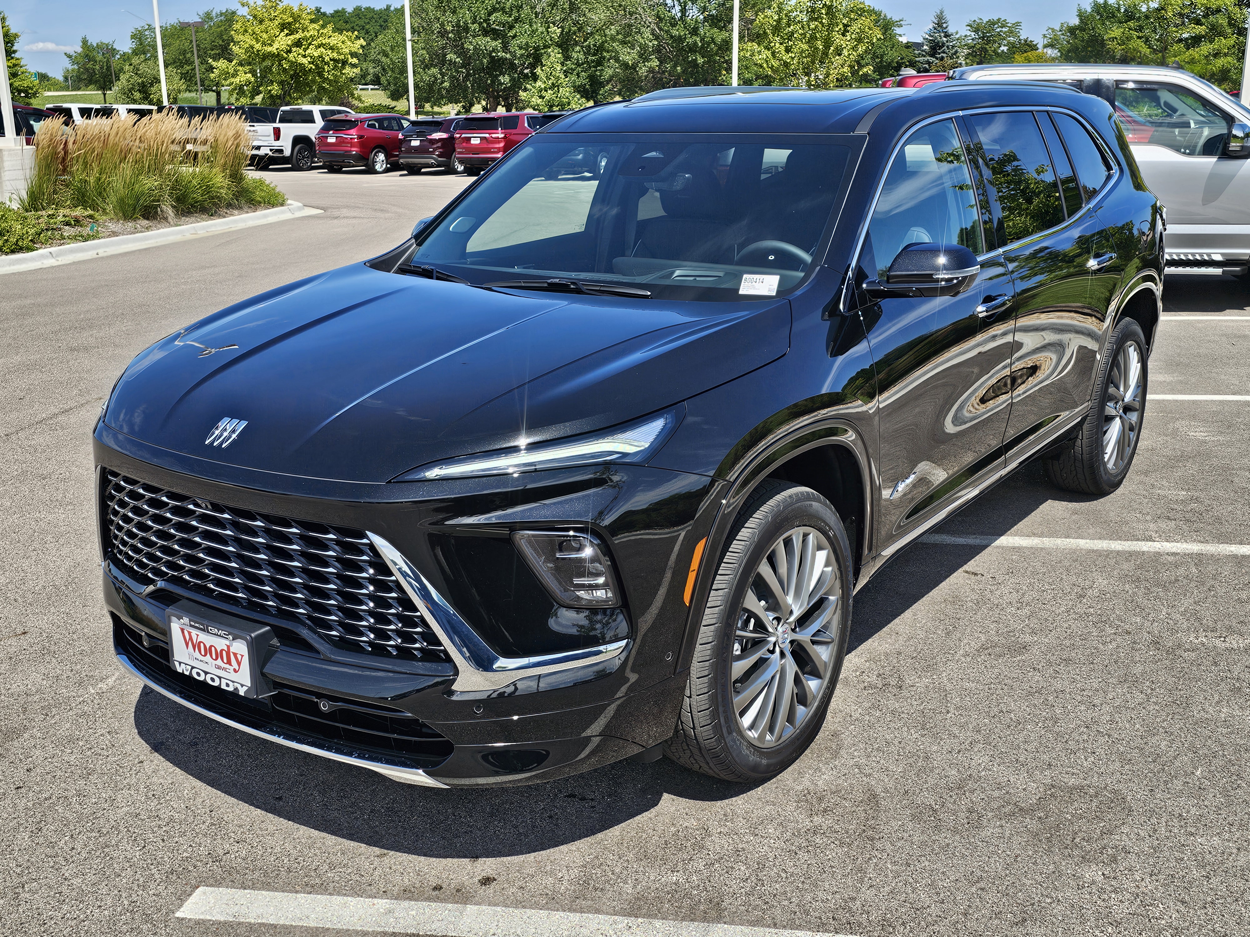 2025 Buick Enclave Avenir 9