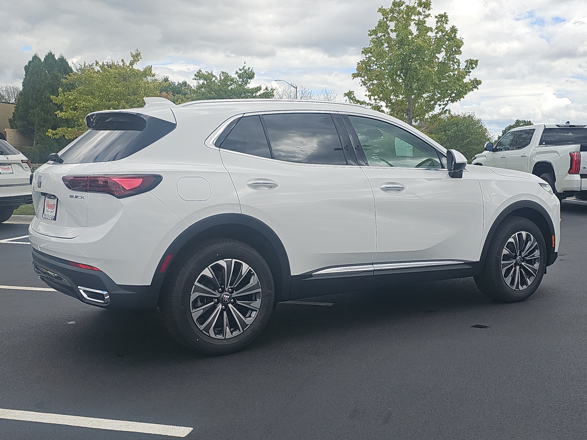 2024 Buick Envision Preferred 8