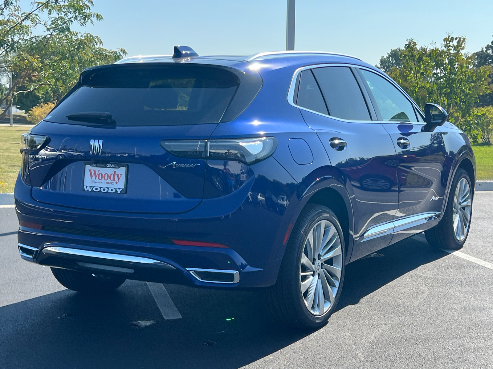 2024 Buick Envision Avenir 8