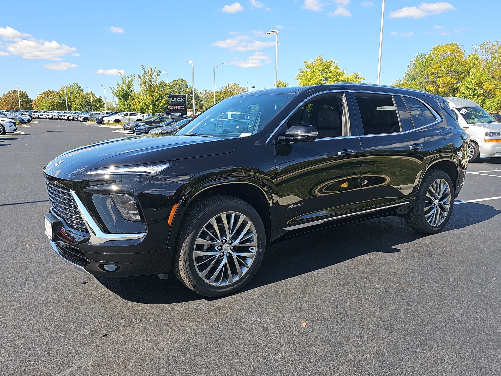 2025 Buick Enclave Avenir 4