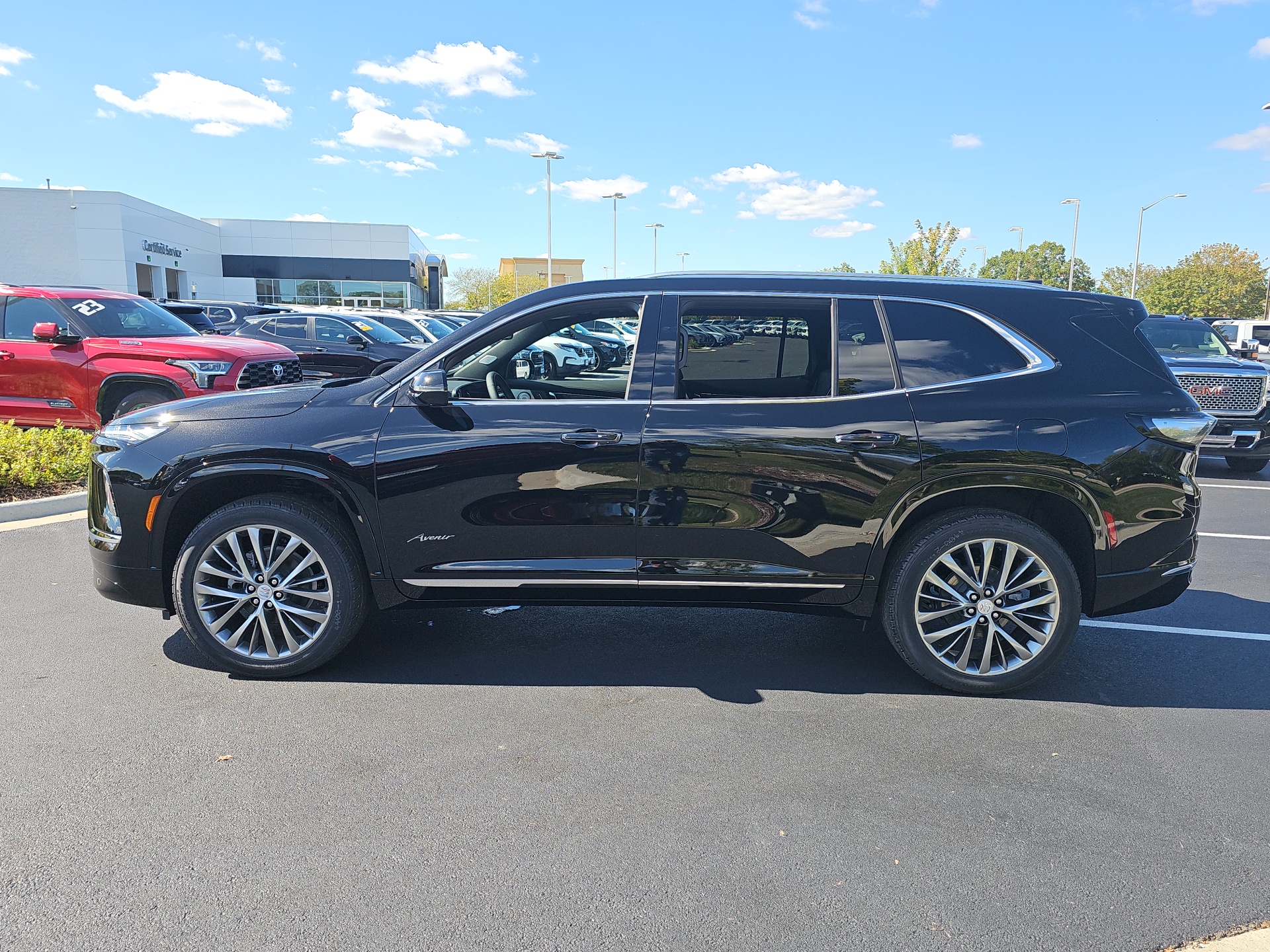 2025 Buick Enclave Avenir 5