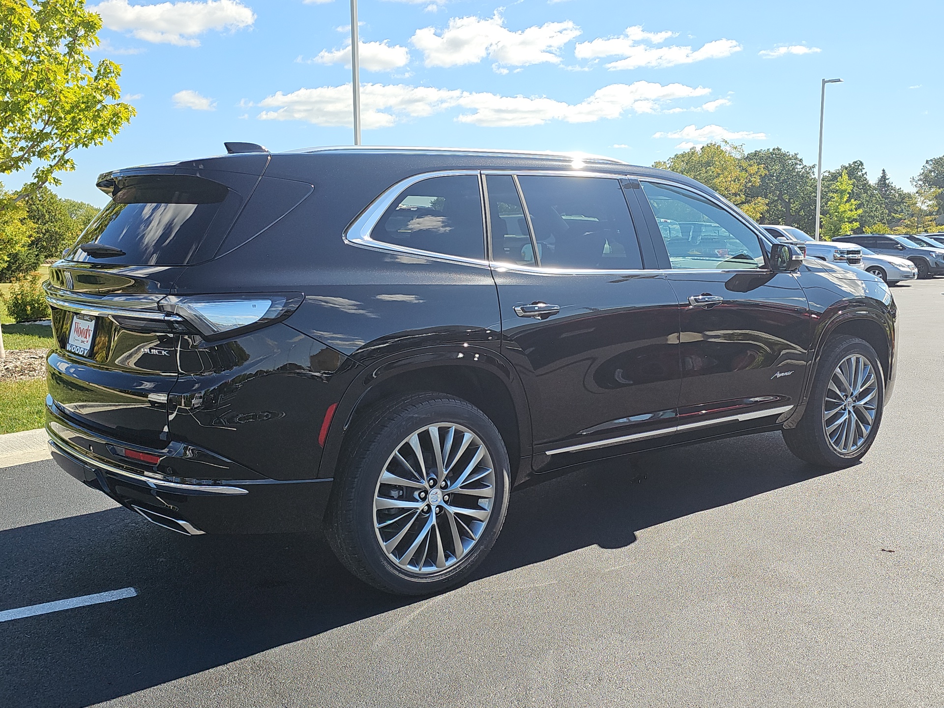 2025 Buick Enclave Avenir 8