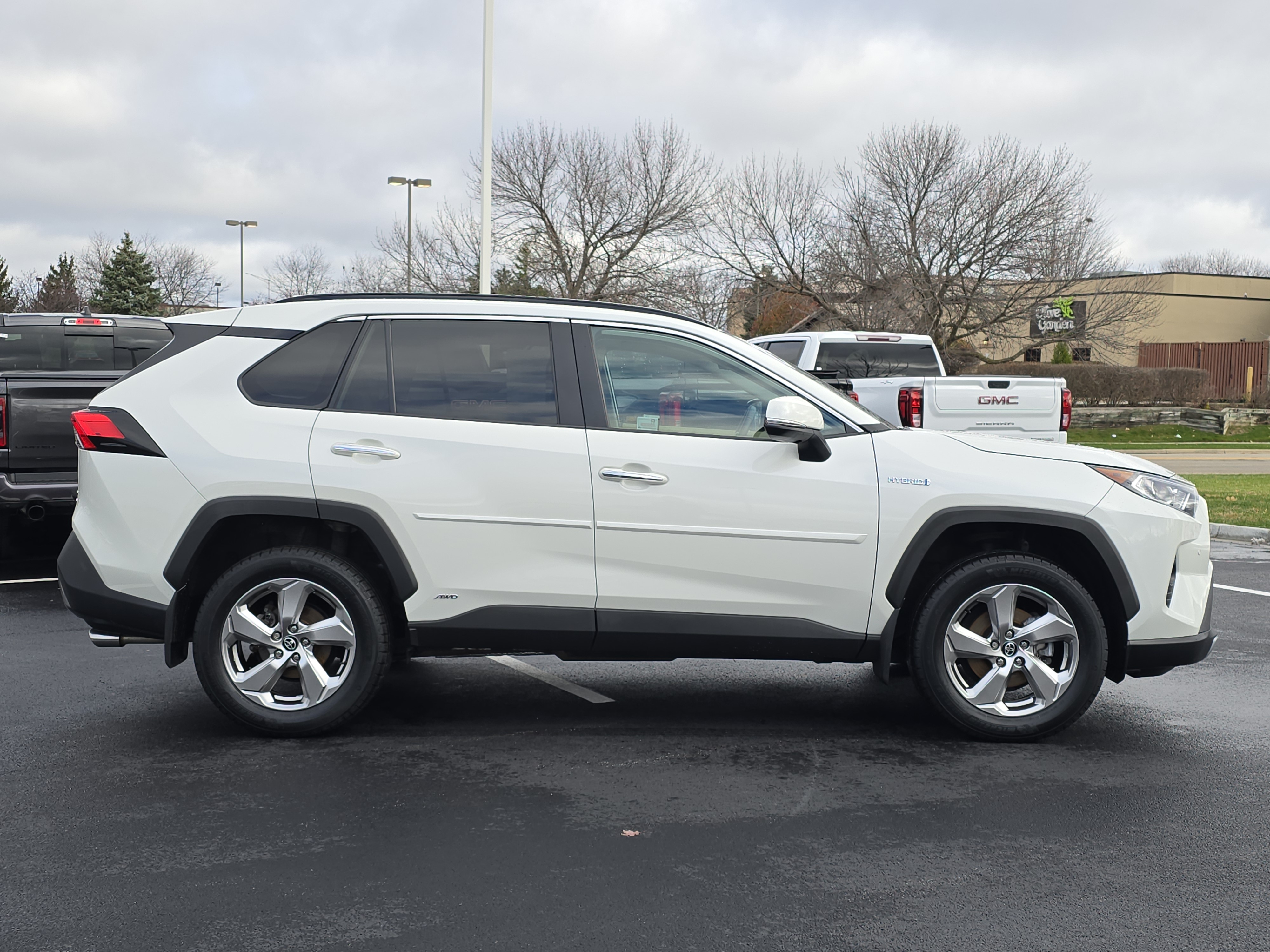 2020 Toyota RAV4 Hybrid Limited 9