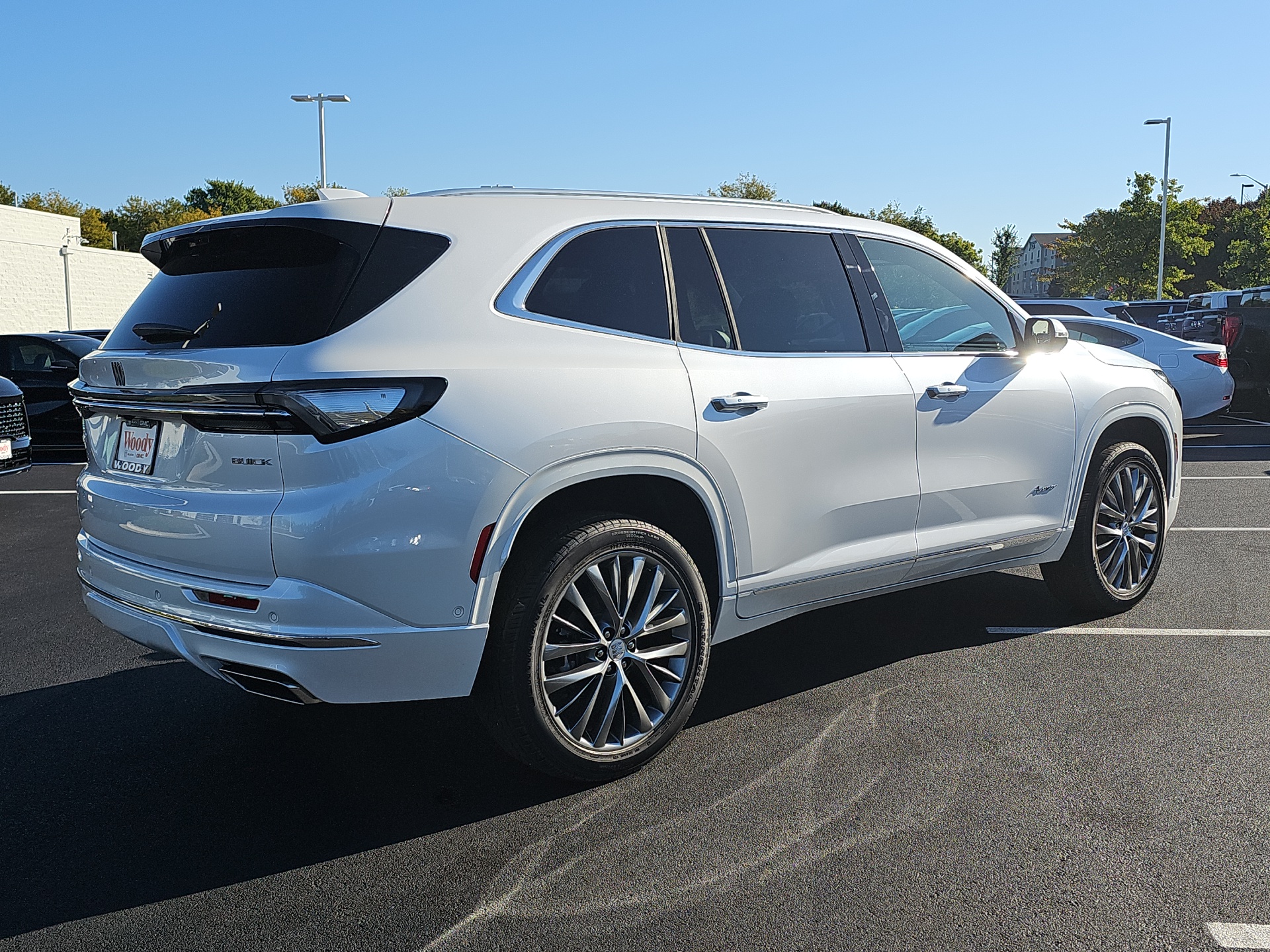 2025 Buick Enclave Avenir 8