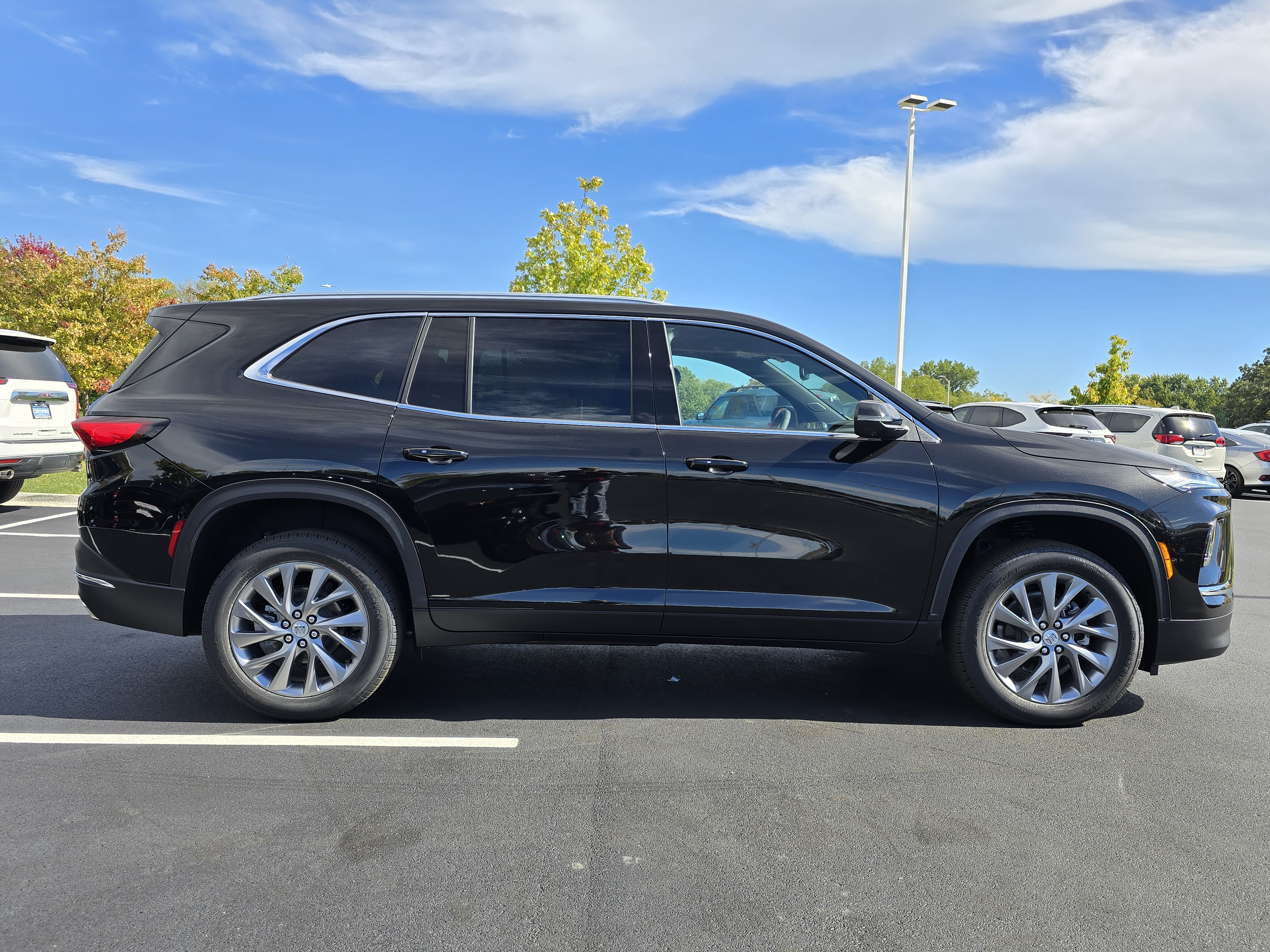 2025 Buick Enclave Preferred 8