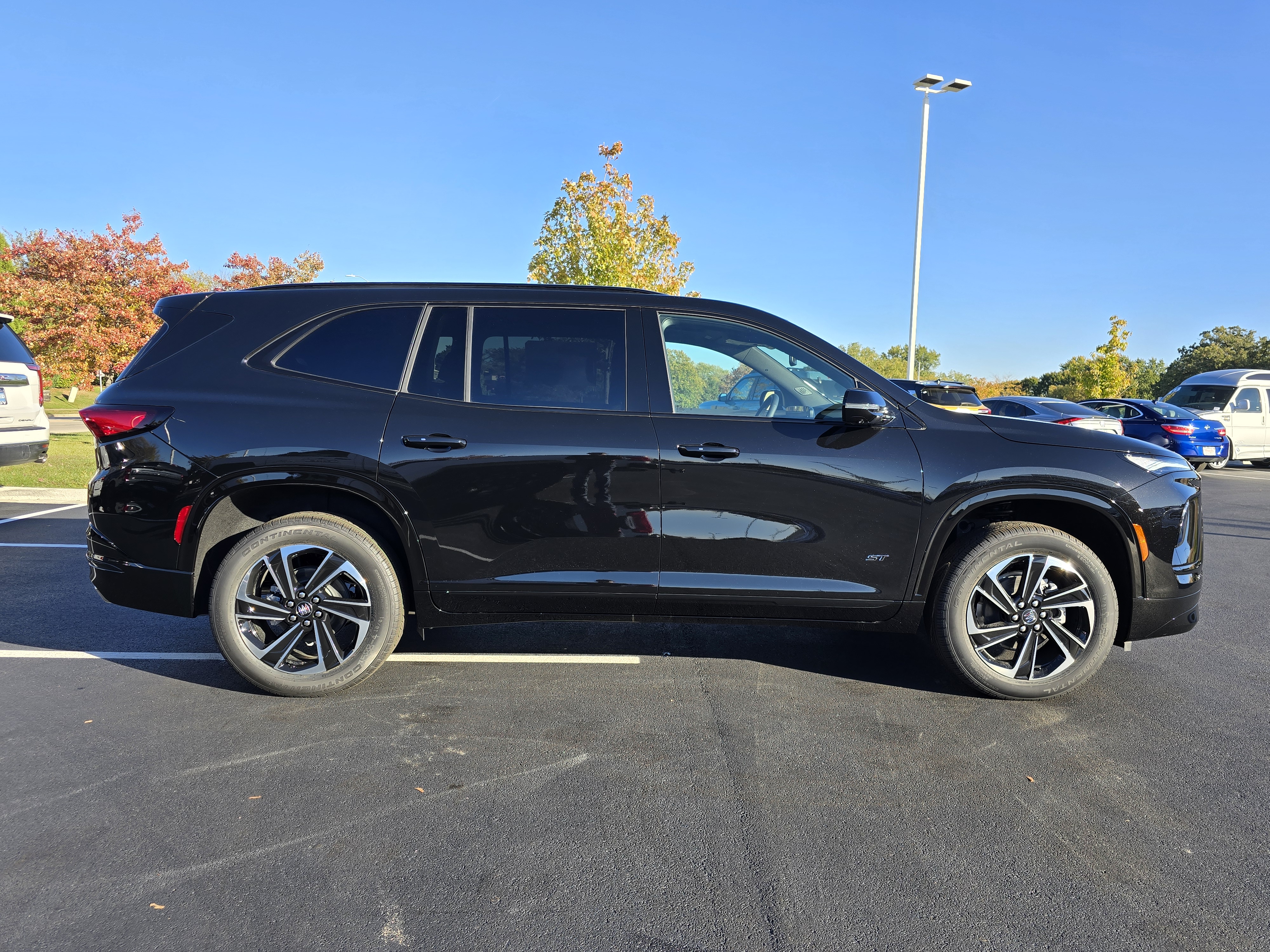 2025 Buick Enclave Sport Touring 9