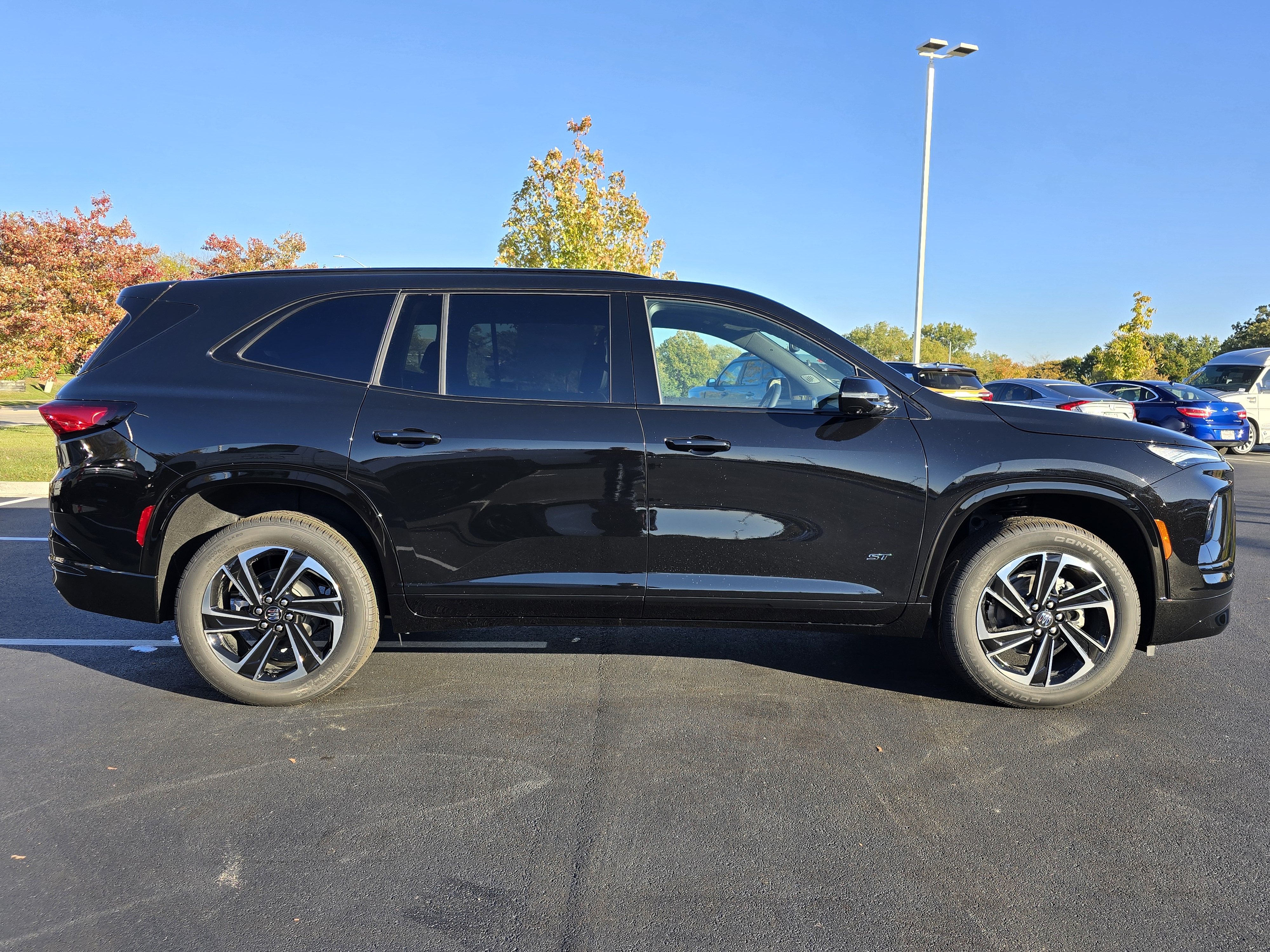 2025 Buick Enclave Sport Touring 9